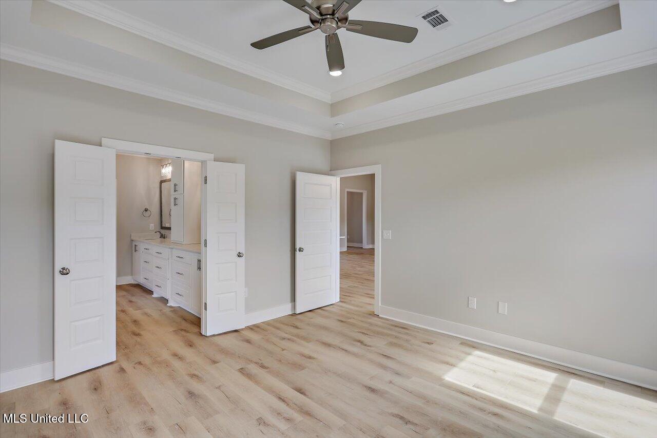 1018 Kensington Drive Property Photo 21