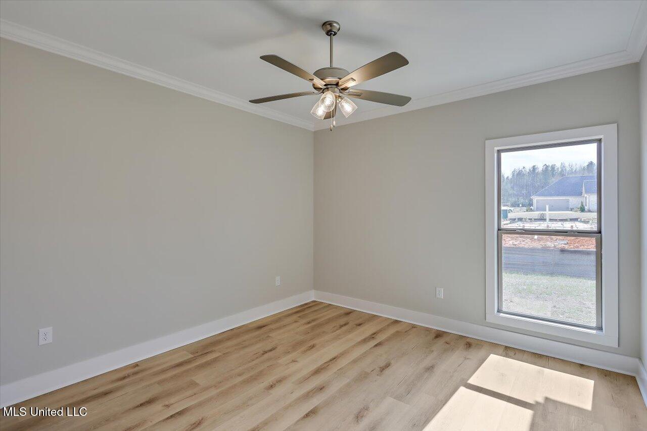 1018 Kensington Drive Property Photo 30