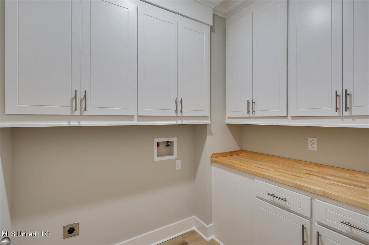 1018 Kensington Drive Property Photo 33