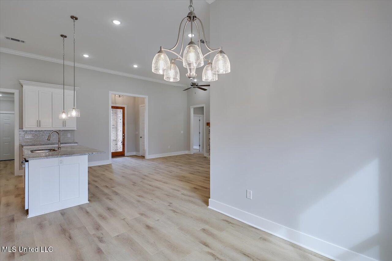 1010 Kensington Drive Property Photo 15