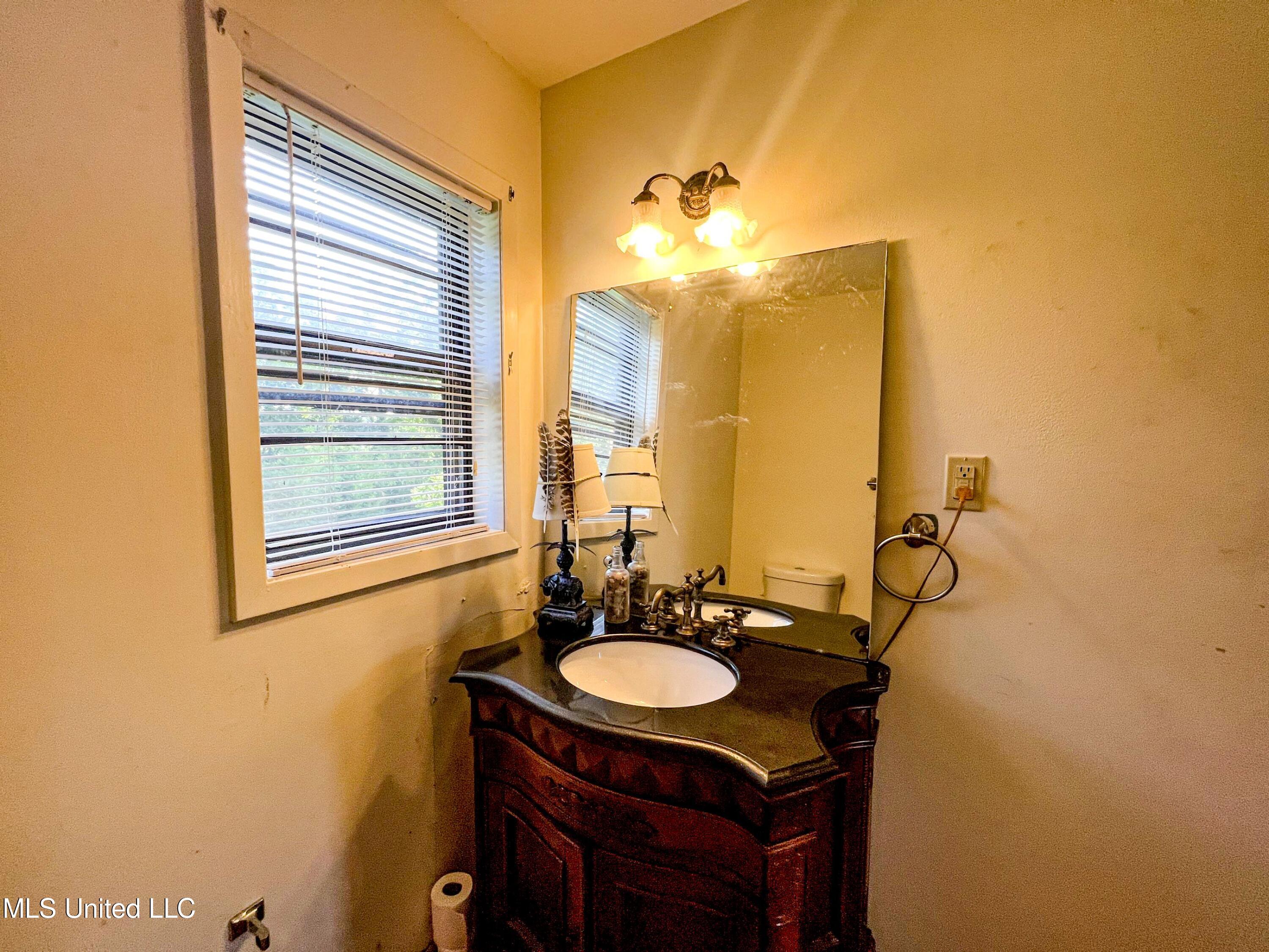 14912 Highway 35 Property Photo 73
