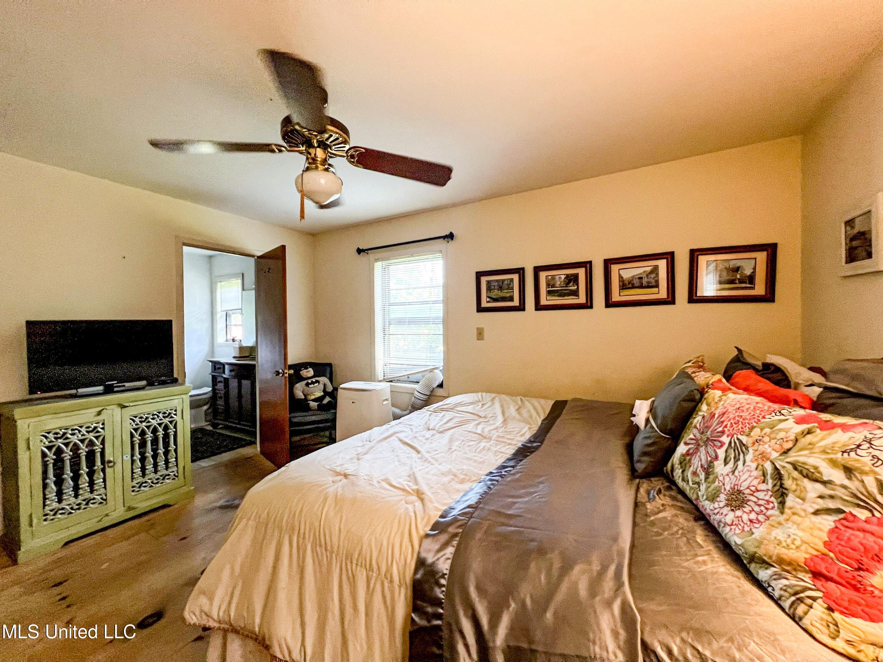 14912 Highway 35 Property Photo 79