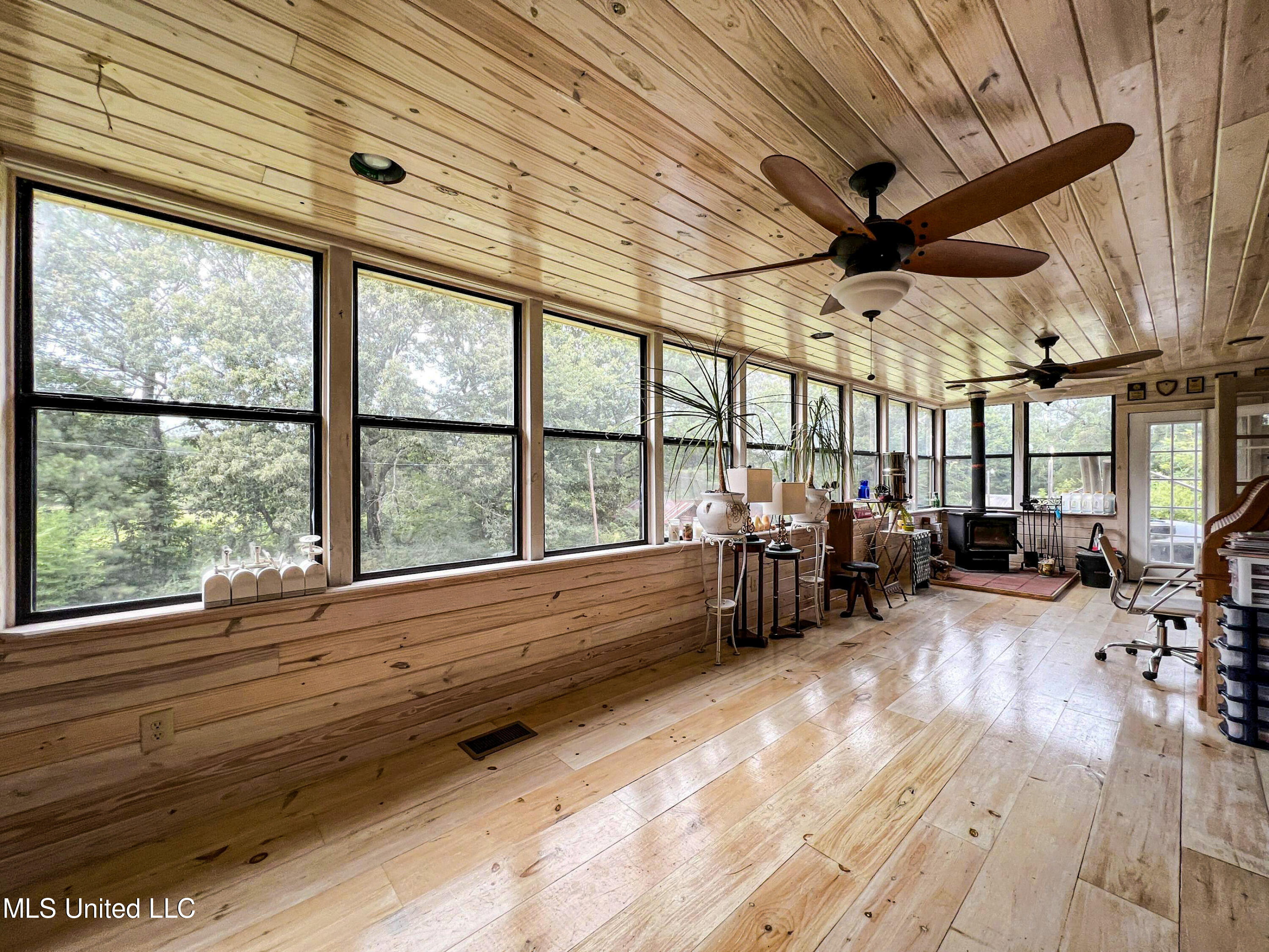 14912 Highway 35 Property Photo 177