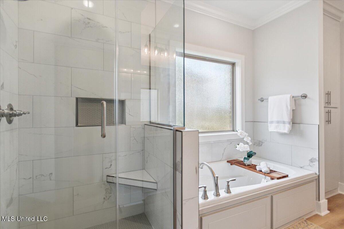 1016 Kensington Drive Property Photo 19