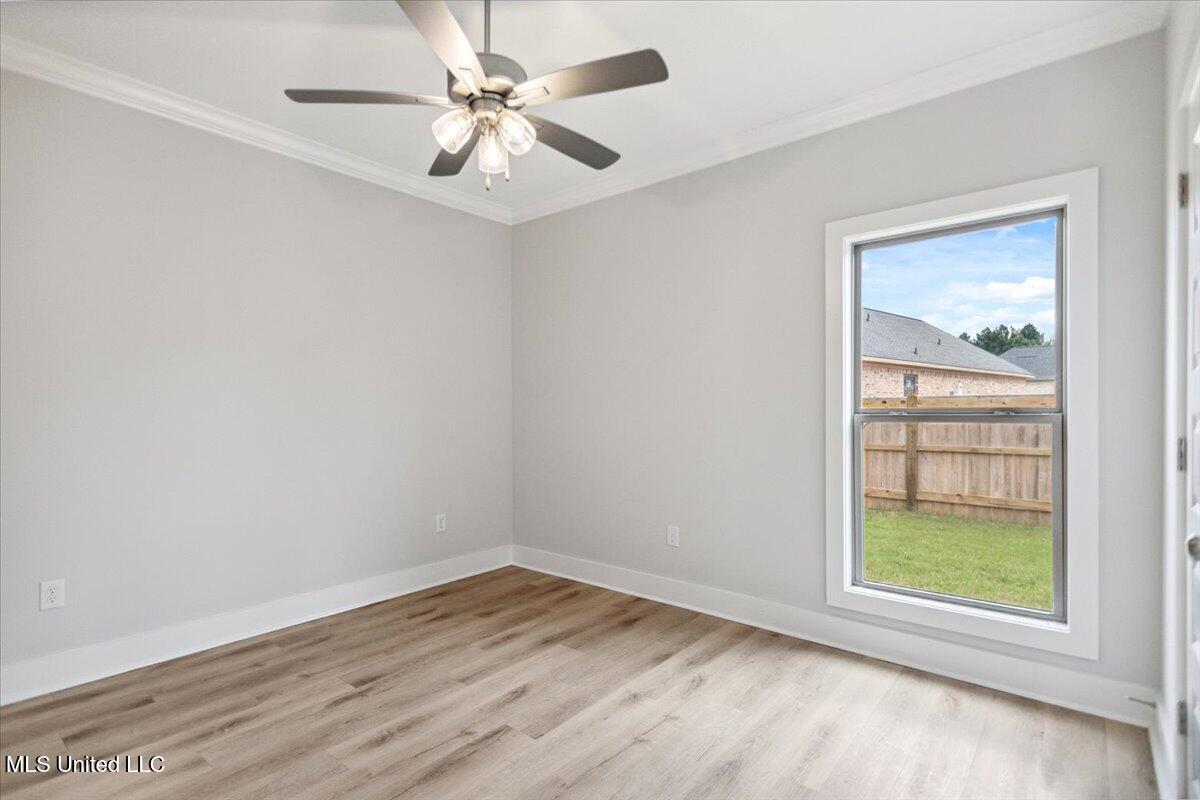 1016 Kensington Drive Property Photo 26