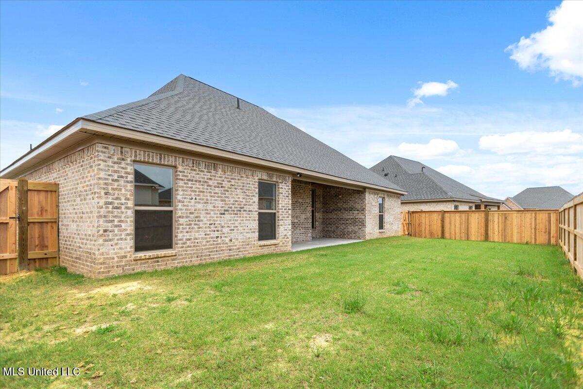 1016 Kensington Drive Property Photo 29