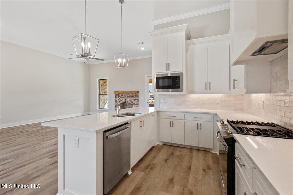 1012 Kensington Drive Property Photo 6