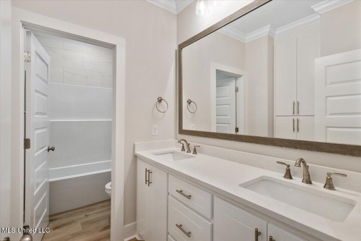 1012 Kensington Drive Property Photo 22