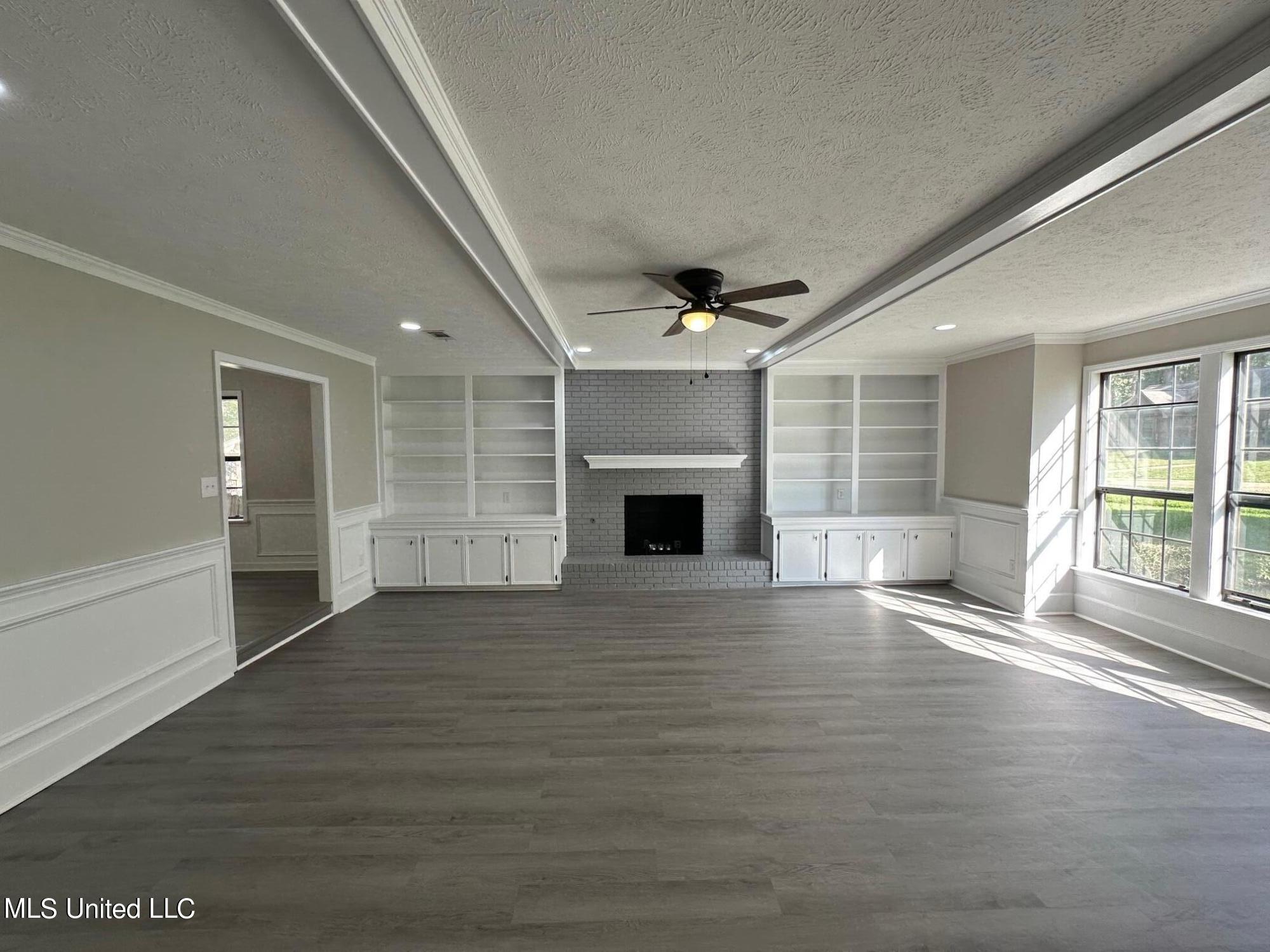 4714 Brookwood Pl. Property Photo 5