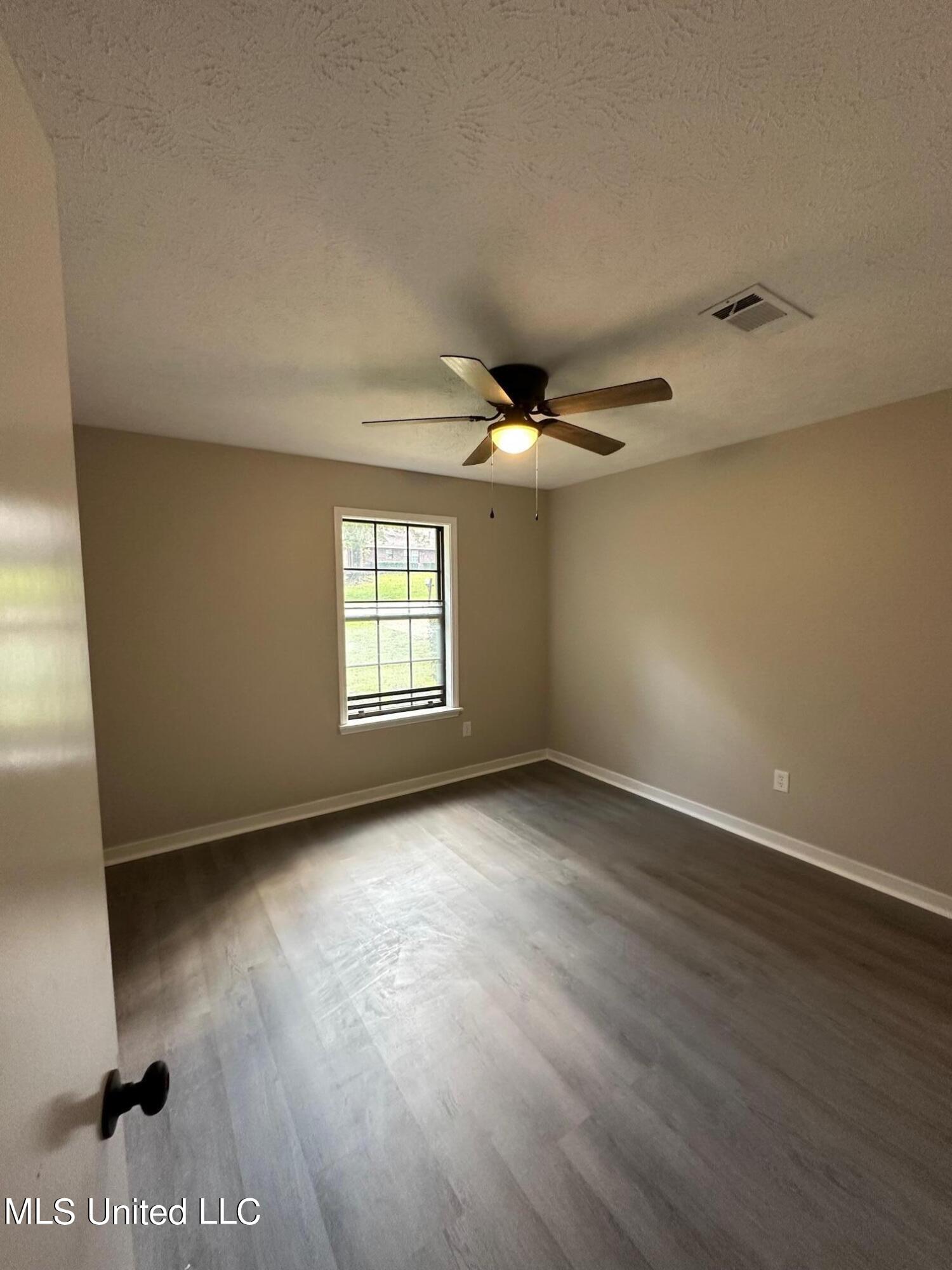 4714 Brookwood Pl. Property Photo 12