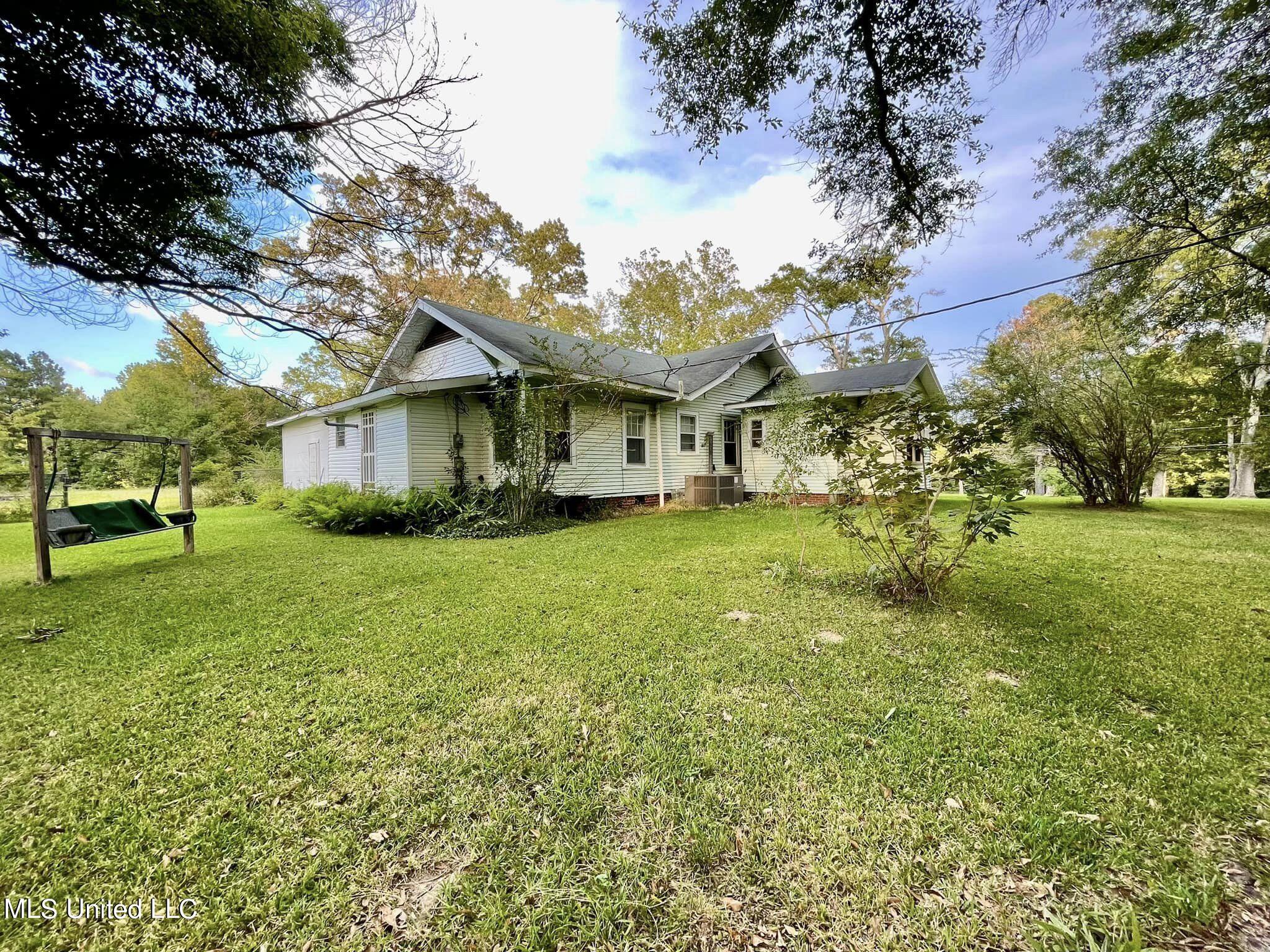 450 Carpenter Street Property Photo 16