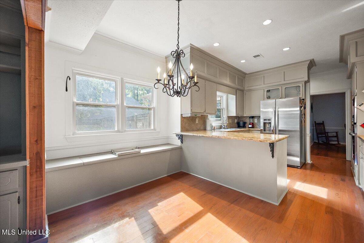 512 Dixton Drive Property Photo 33