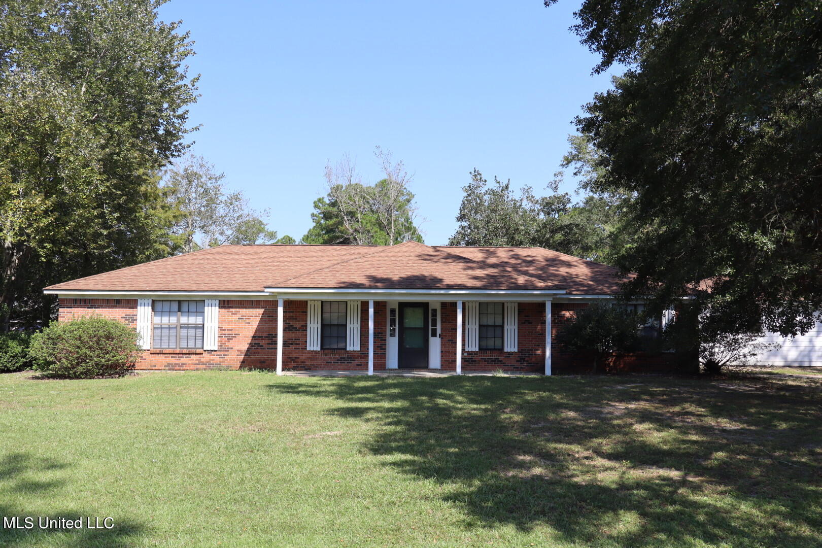 1716 Stillwater Drive Property Photo 1