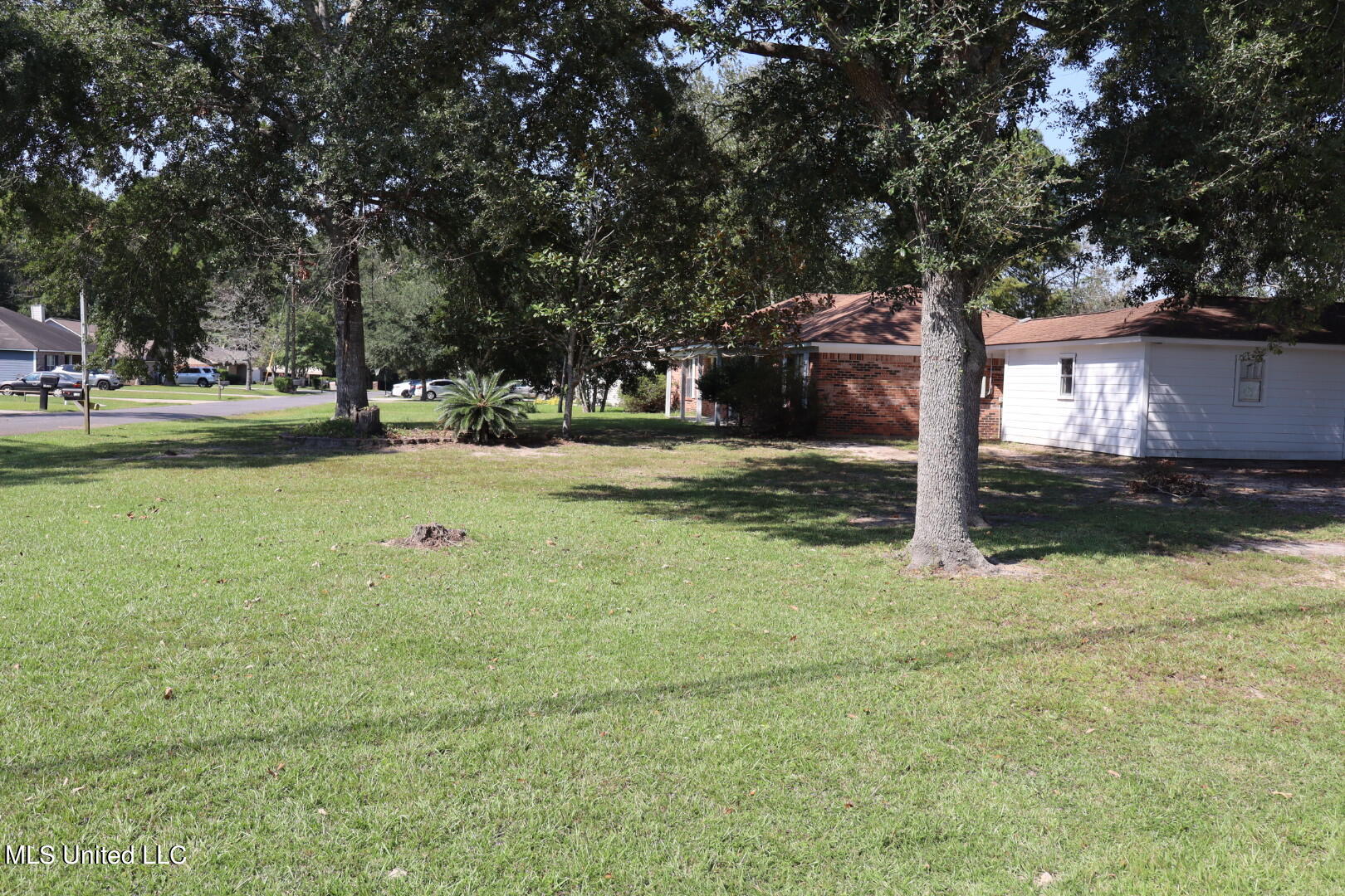 1716 Stillwater Drive Property Photo 6