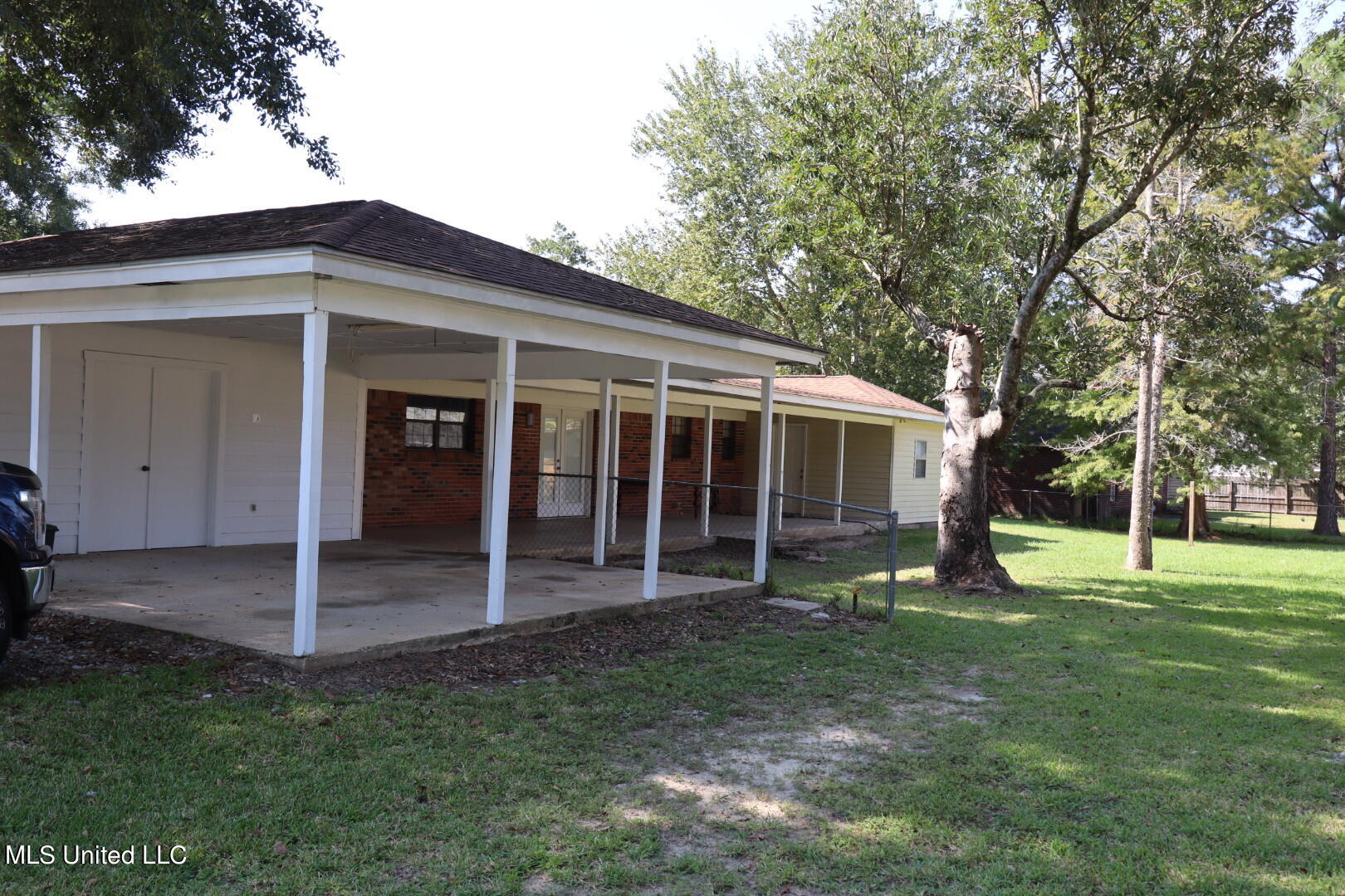 1716 Stillwater Drive Property Photo 11