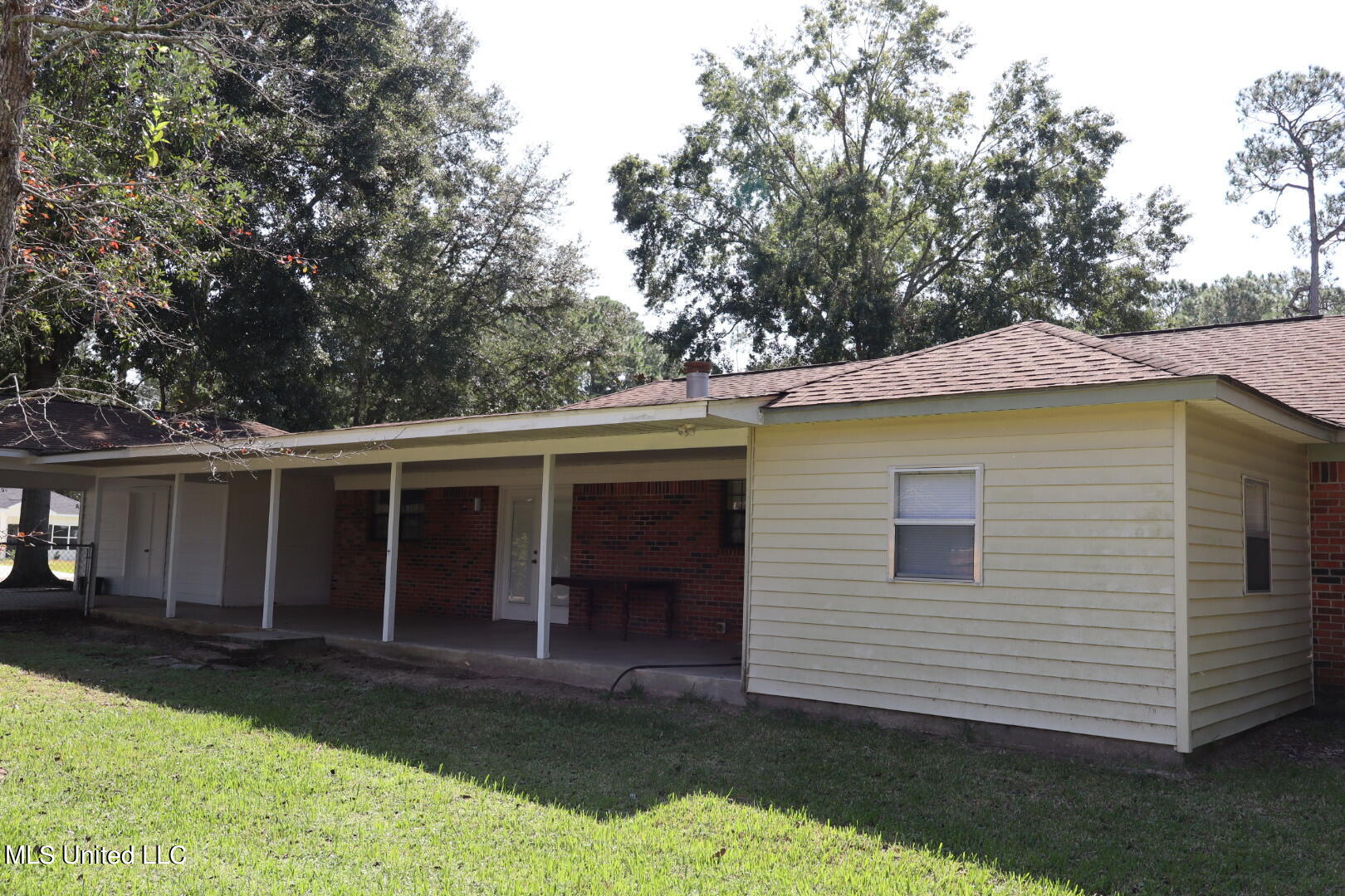 1716 Stillwater Drive Property Photo 13