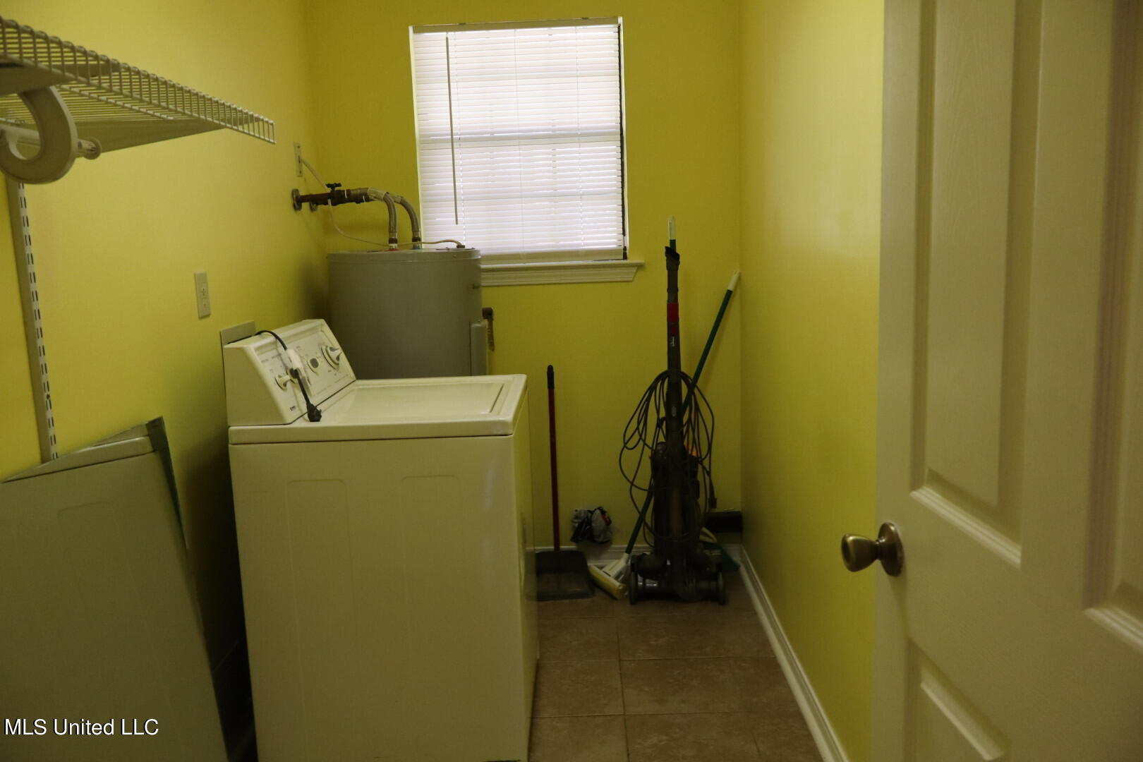 1716 Stillwater Drive Property Photo 27