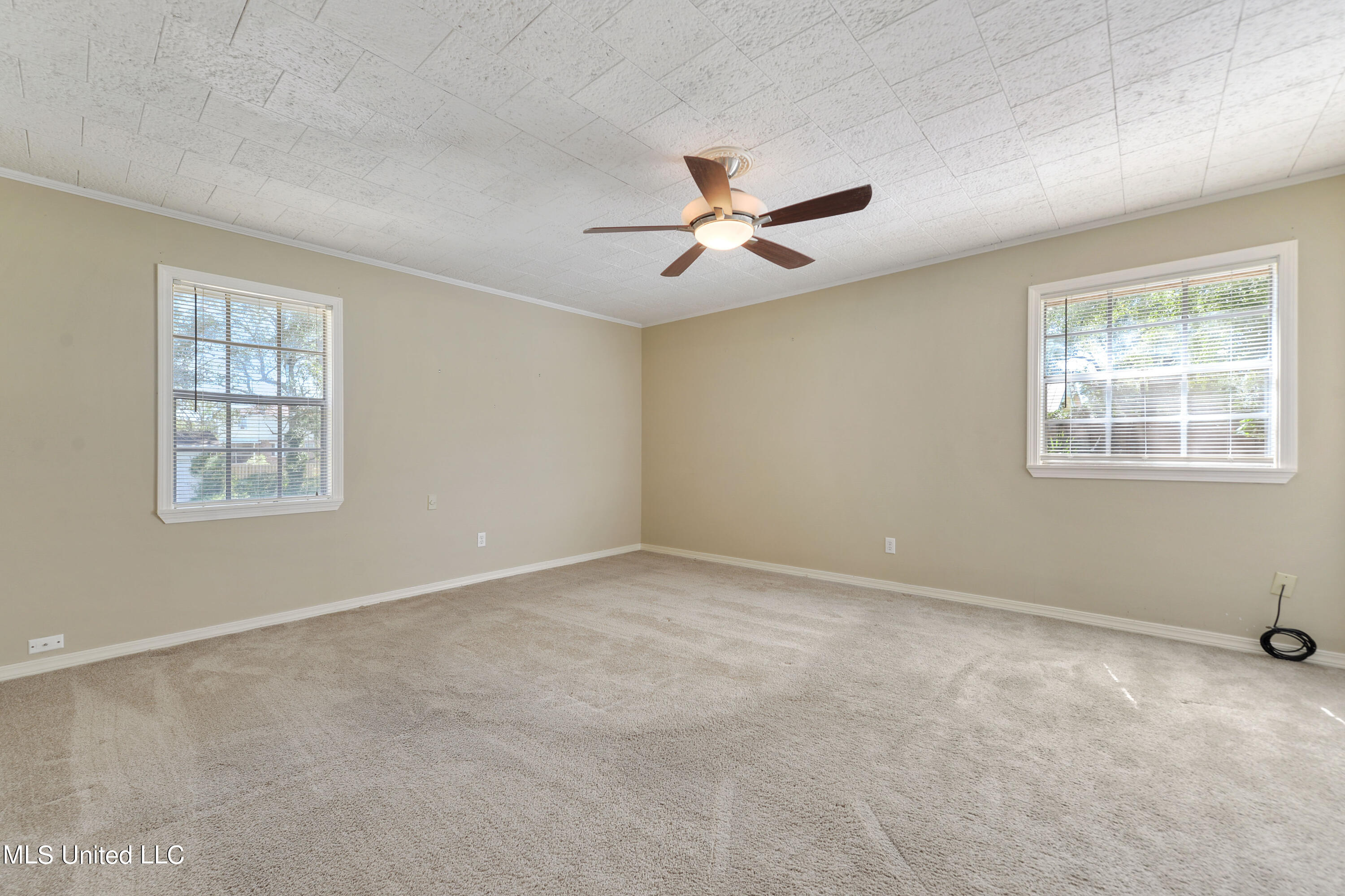1710 Bates Street Property Photo 17