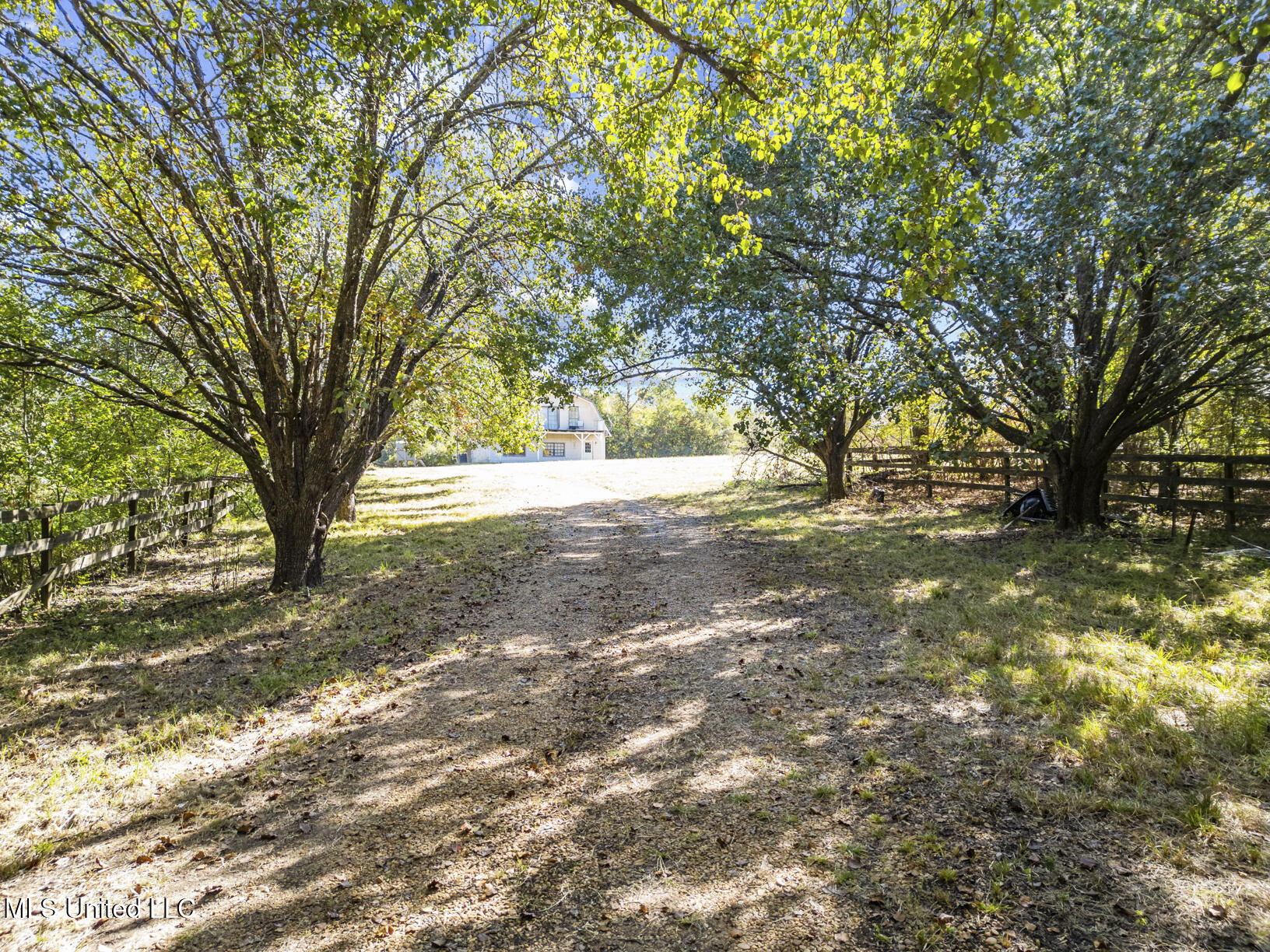 302 Cedar Hill Road Property Photo 1
