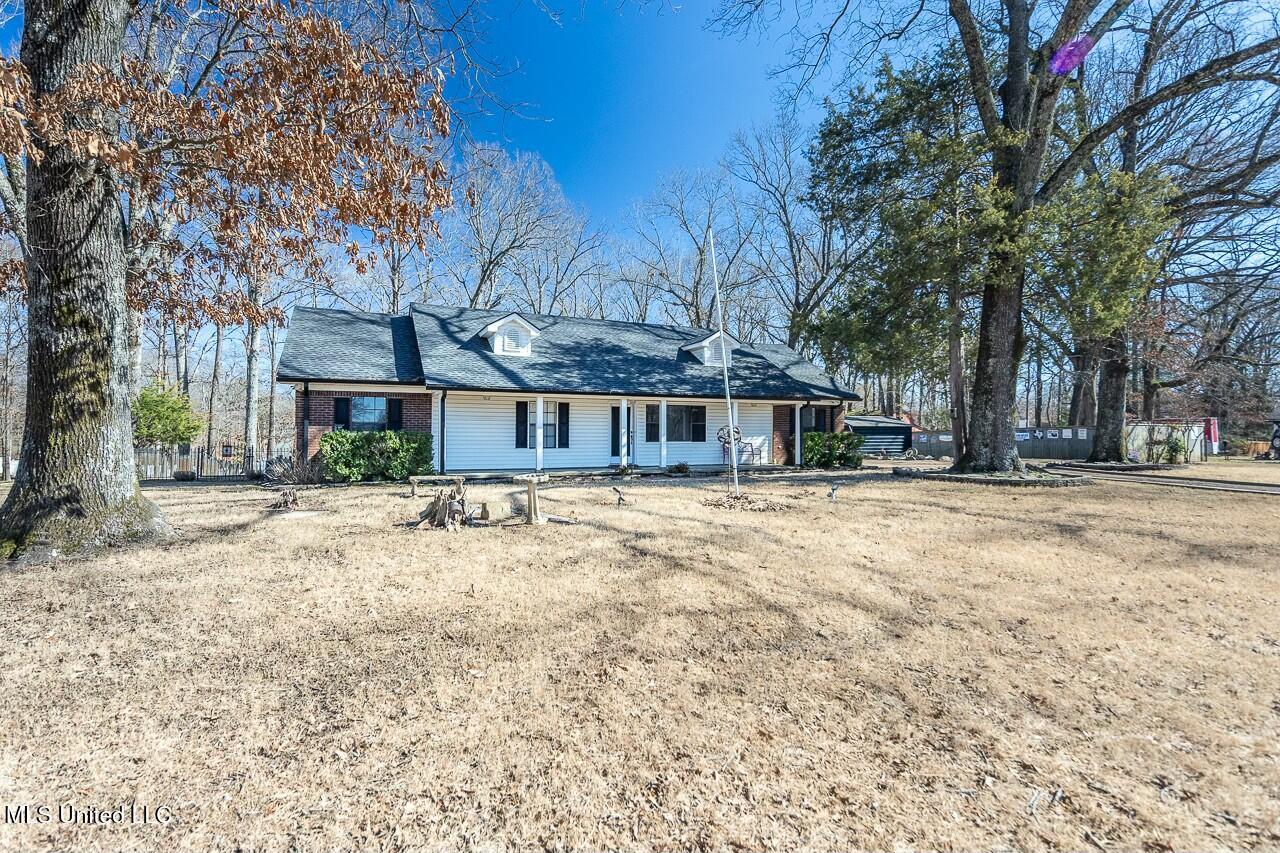 3848 Windermere Property Photo 3