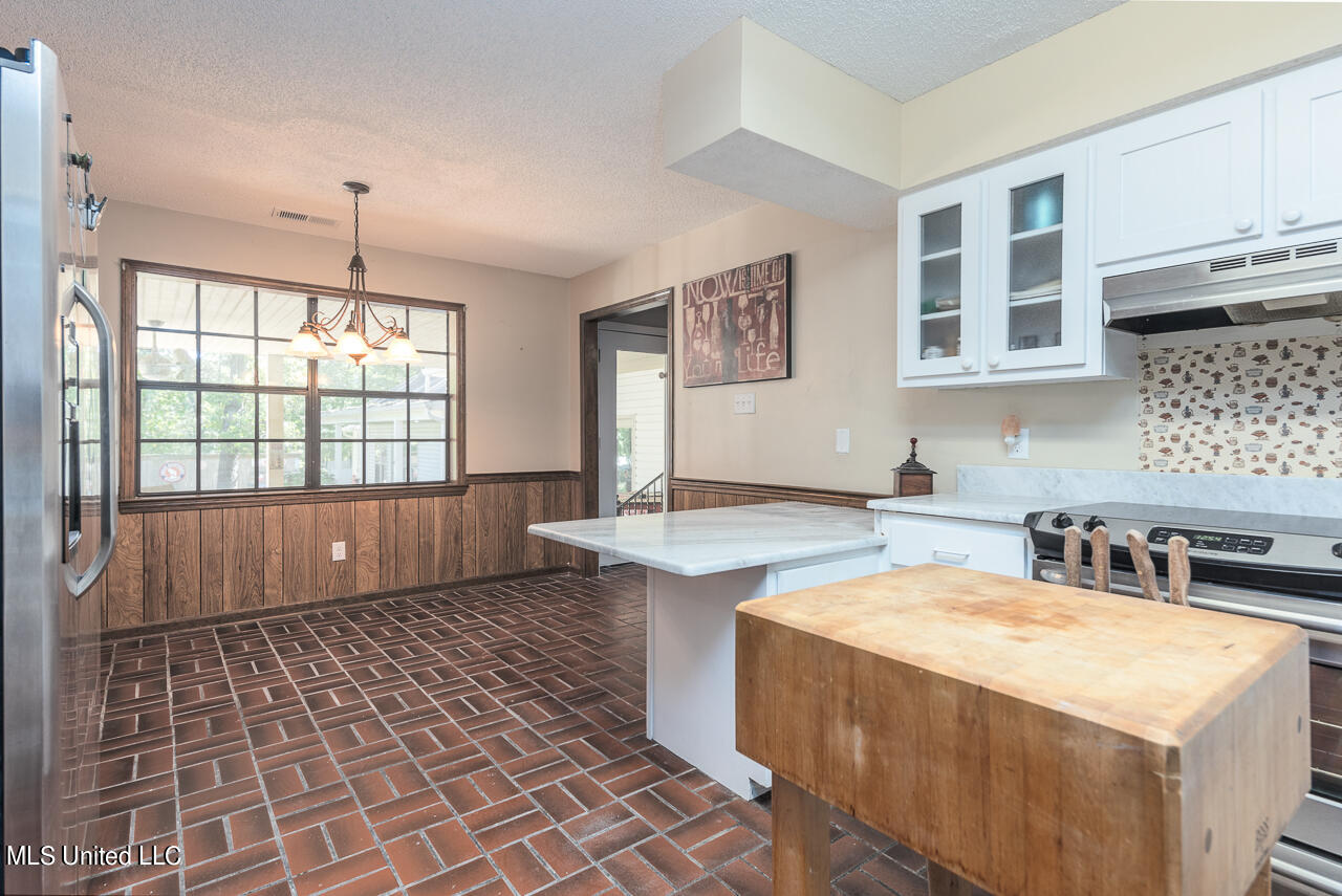 3848 Windermere Property Photo 13