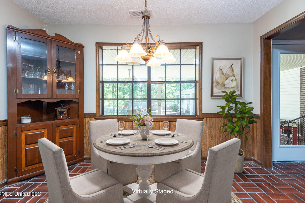 3848 Windermere Property Photo 14