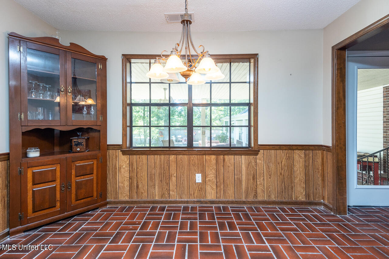 3848 Windermere Property Photo 15