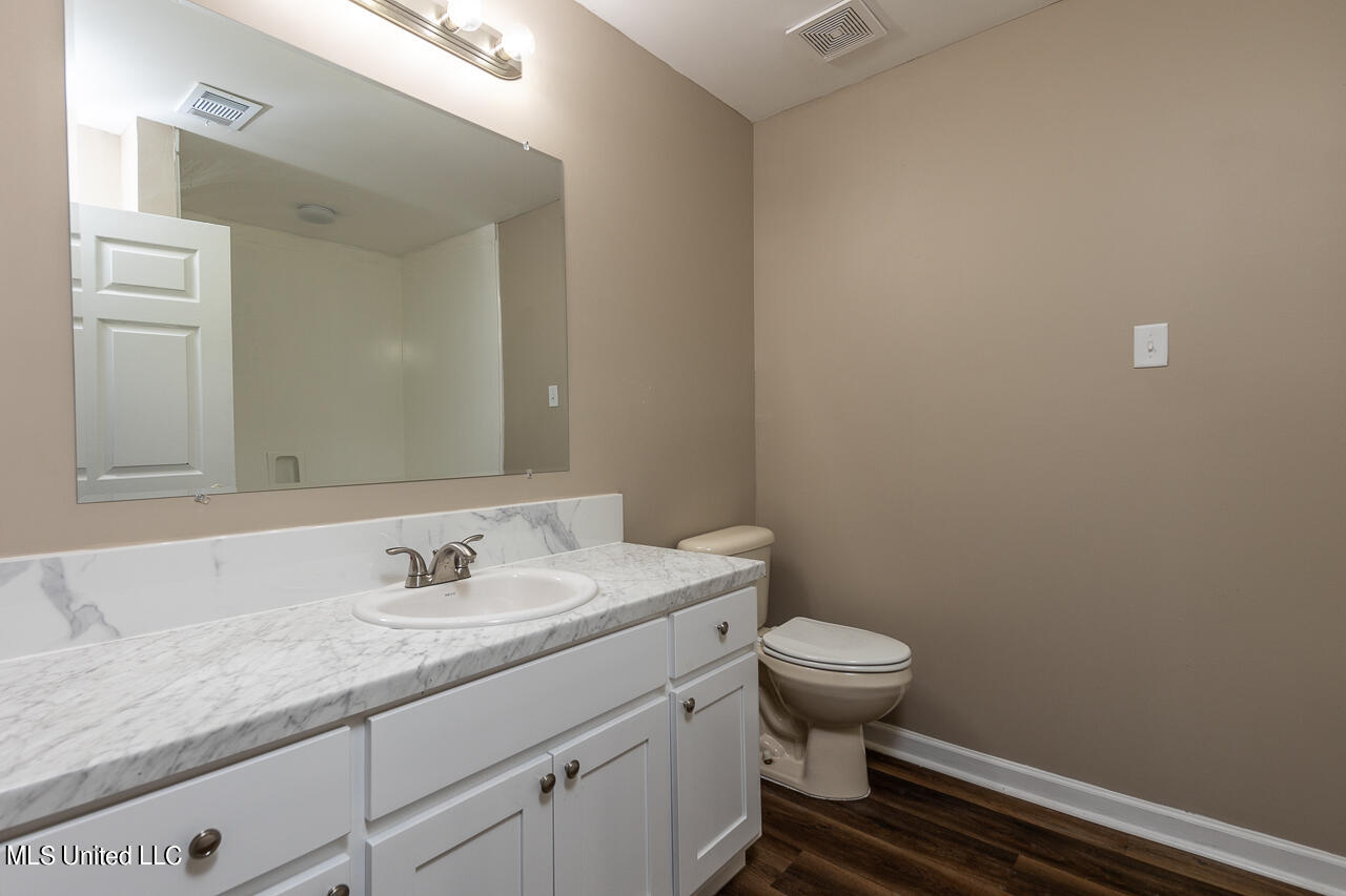 3848 Windermere Property Photo 18