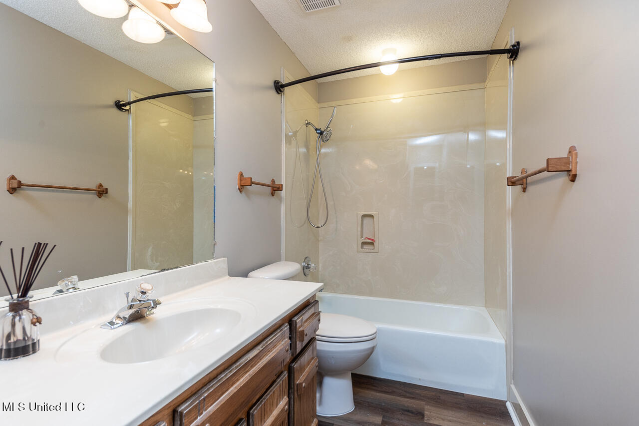 3848 Windermere Property Photo 20