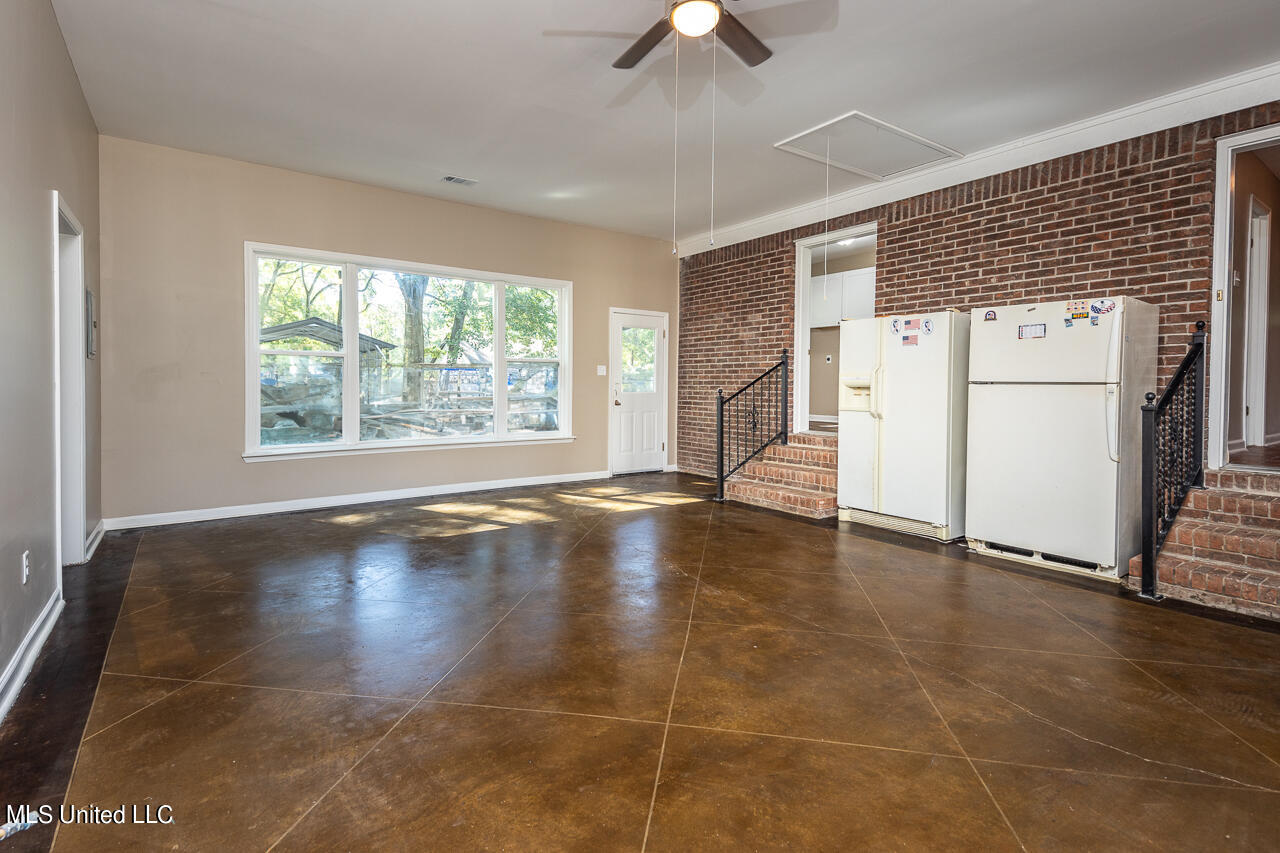 3848 Windermere Property Photo 24