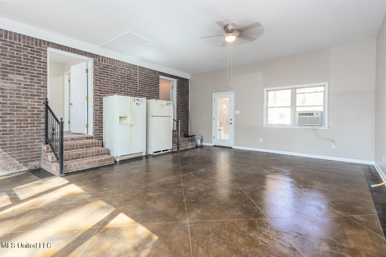 3848 Windermere Property Photo 26