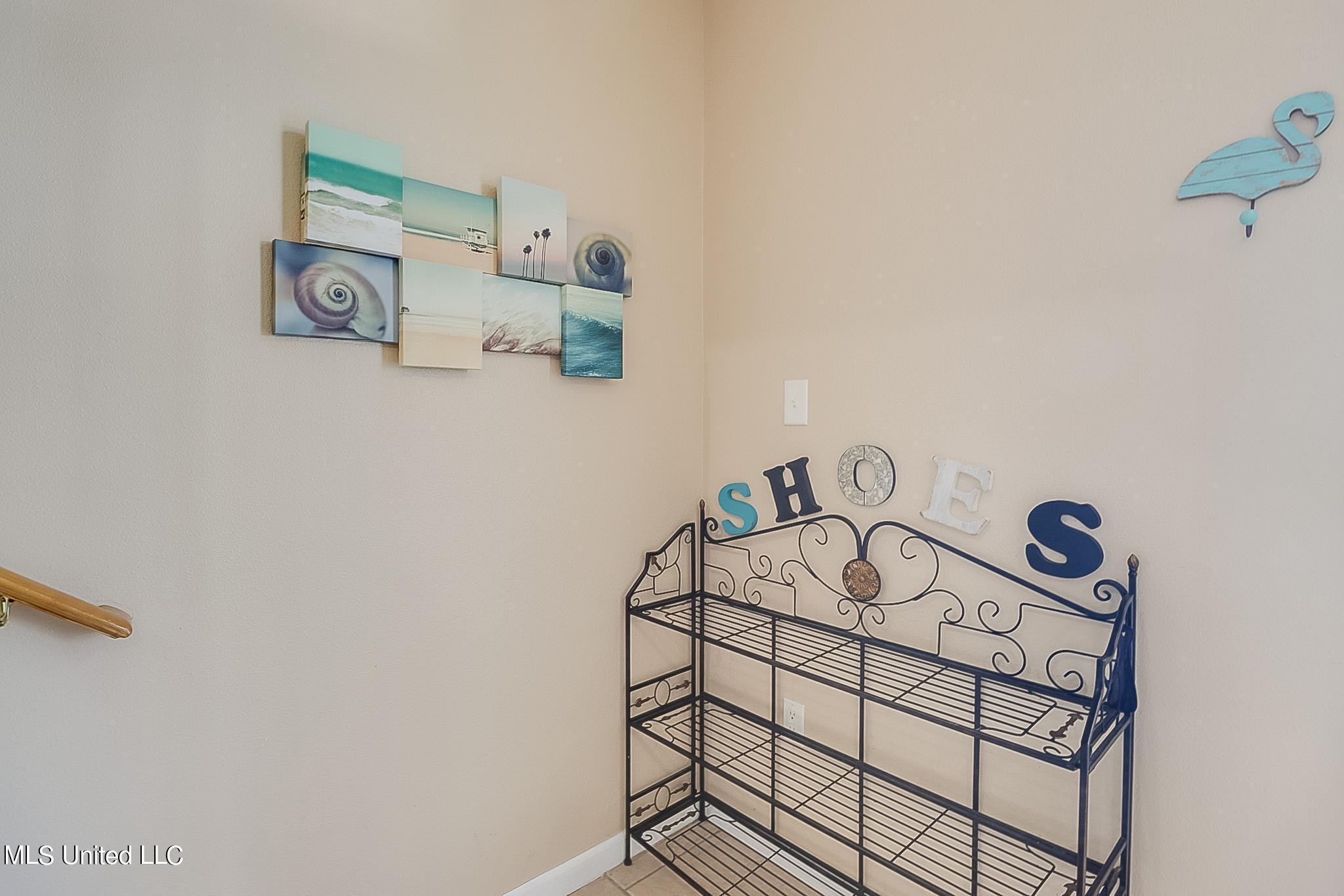 1201 Century Oaks Drive Property Photo 10
