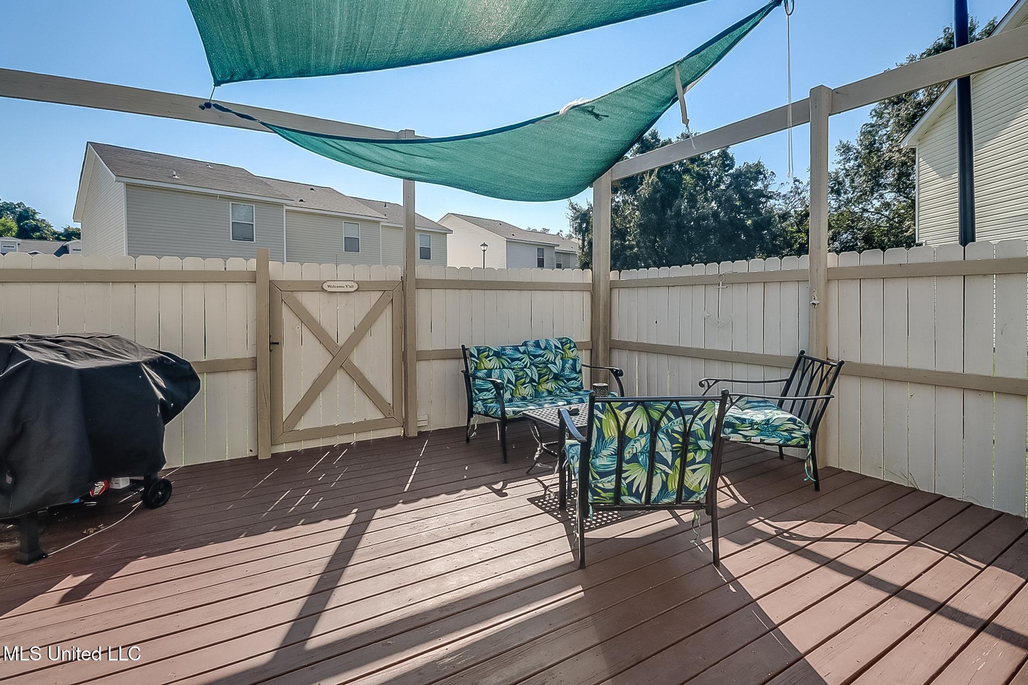 1201 Century Oaks Drive Property Photo 23