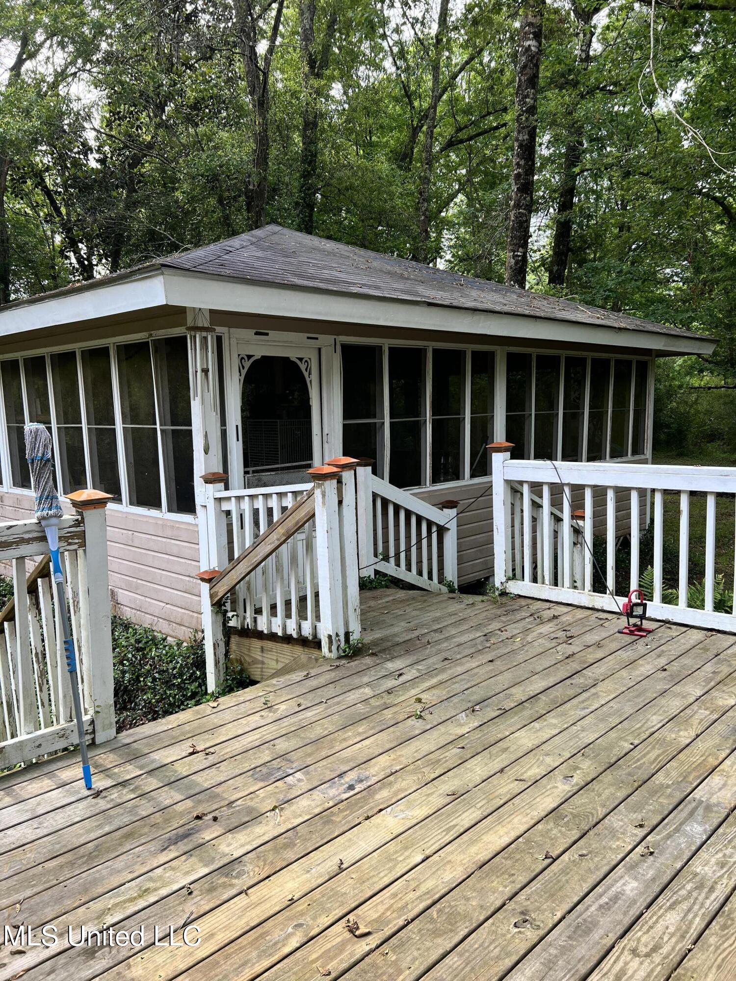 20454 Saucier Advance Road Property Photo 28
