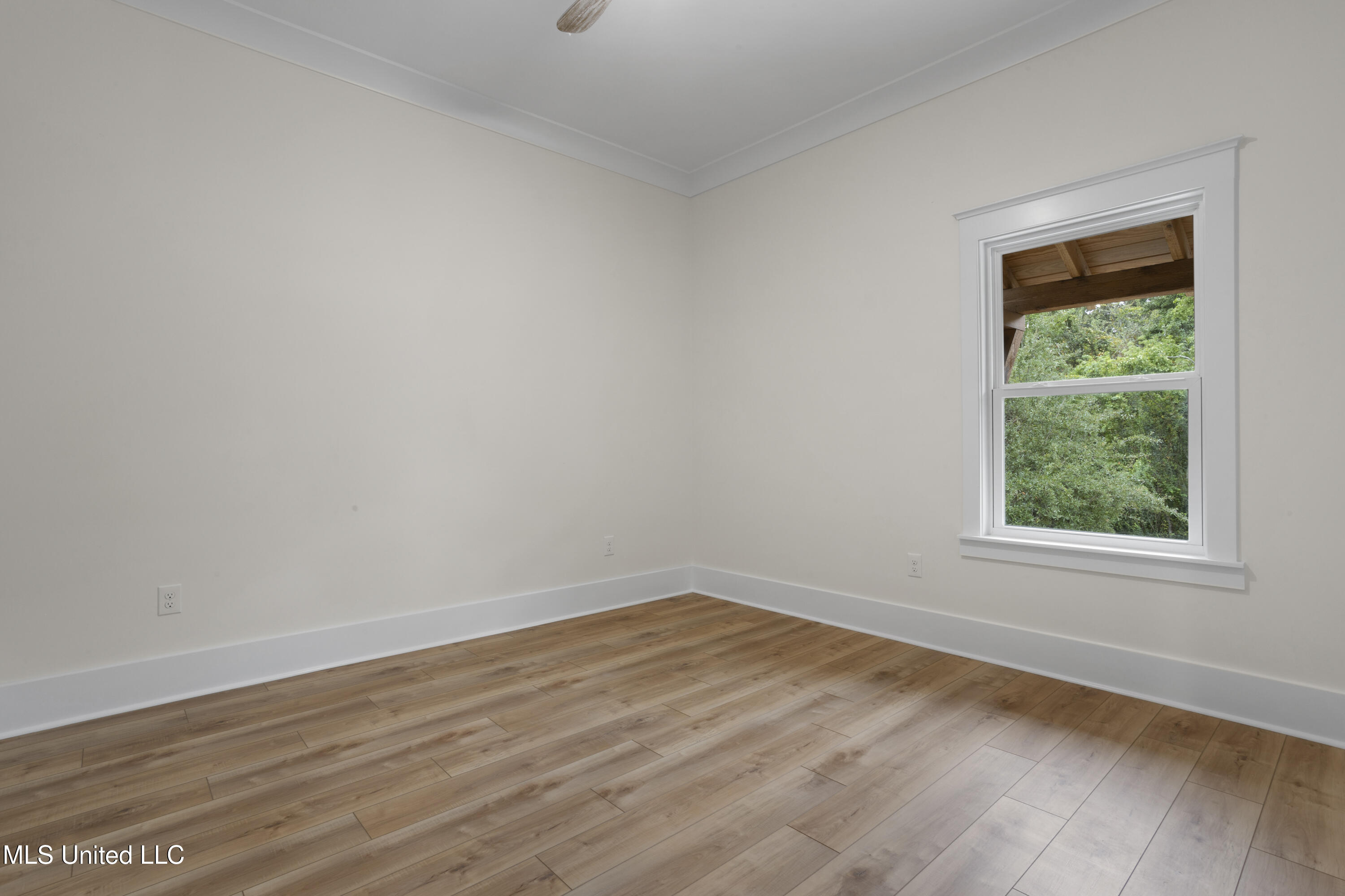 1180 Iola Road Property Photo 36