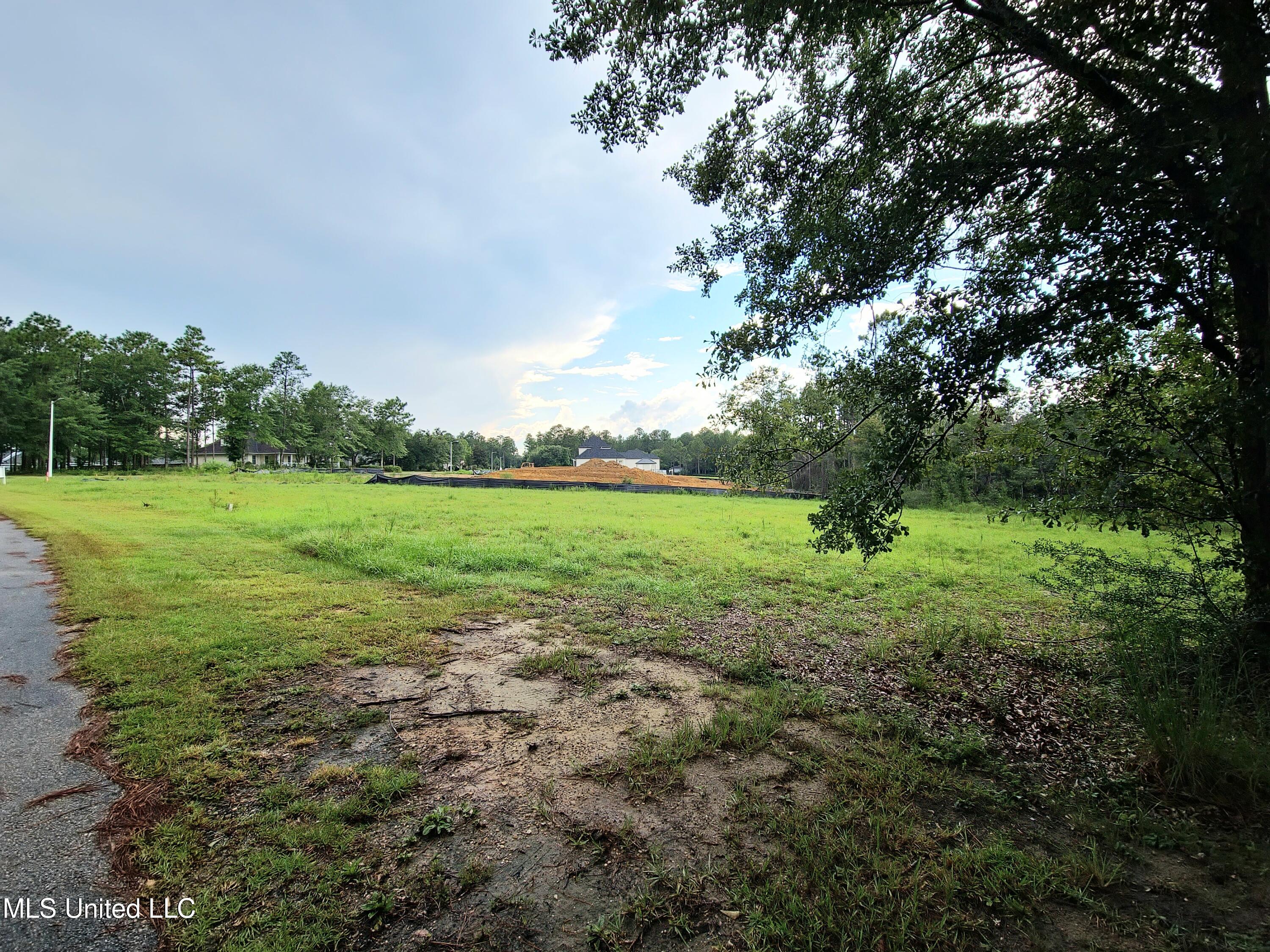 13070 Hartley Circle Property Photo 3