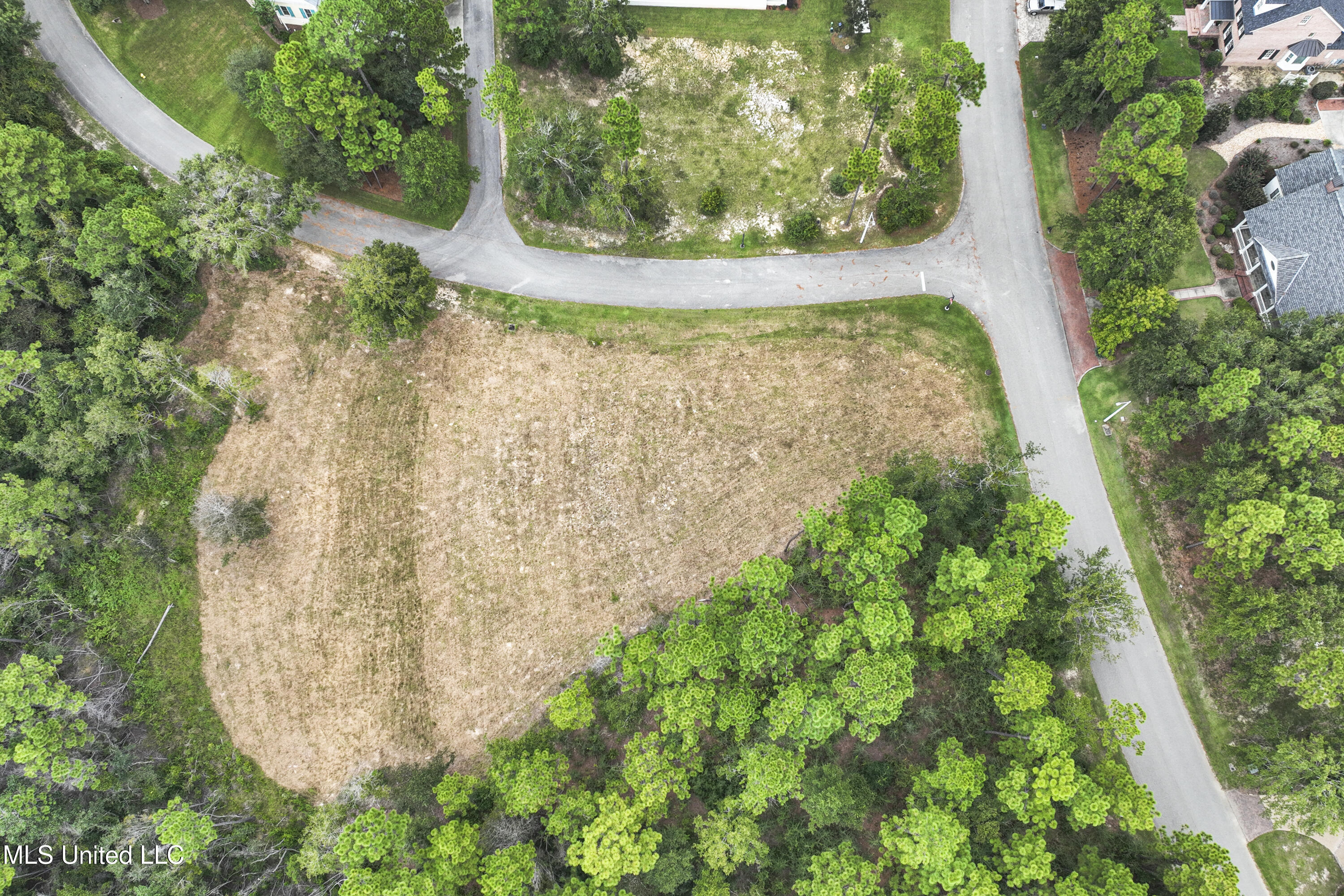 13070 Hartley Circle Property Photo 5