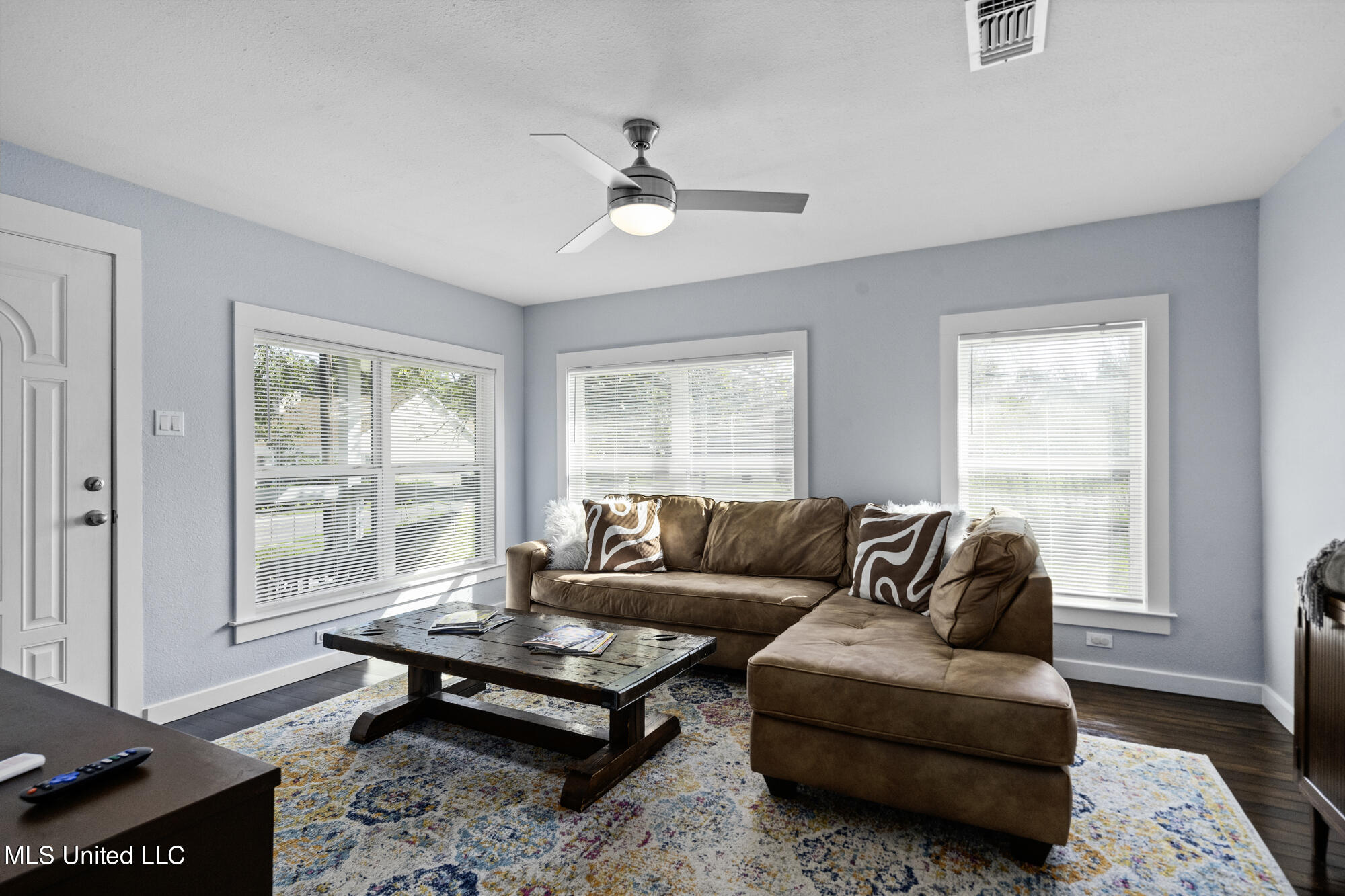 529 Commerce Street Property Photo 12