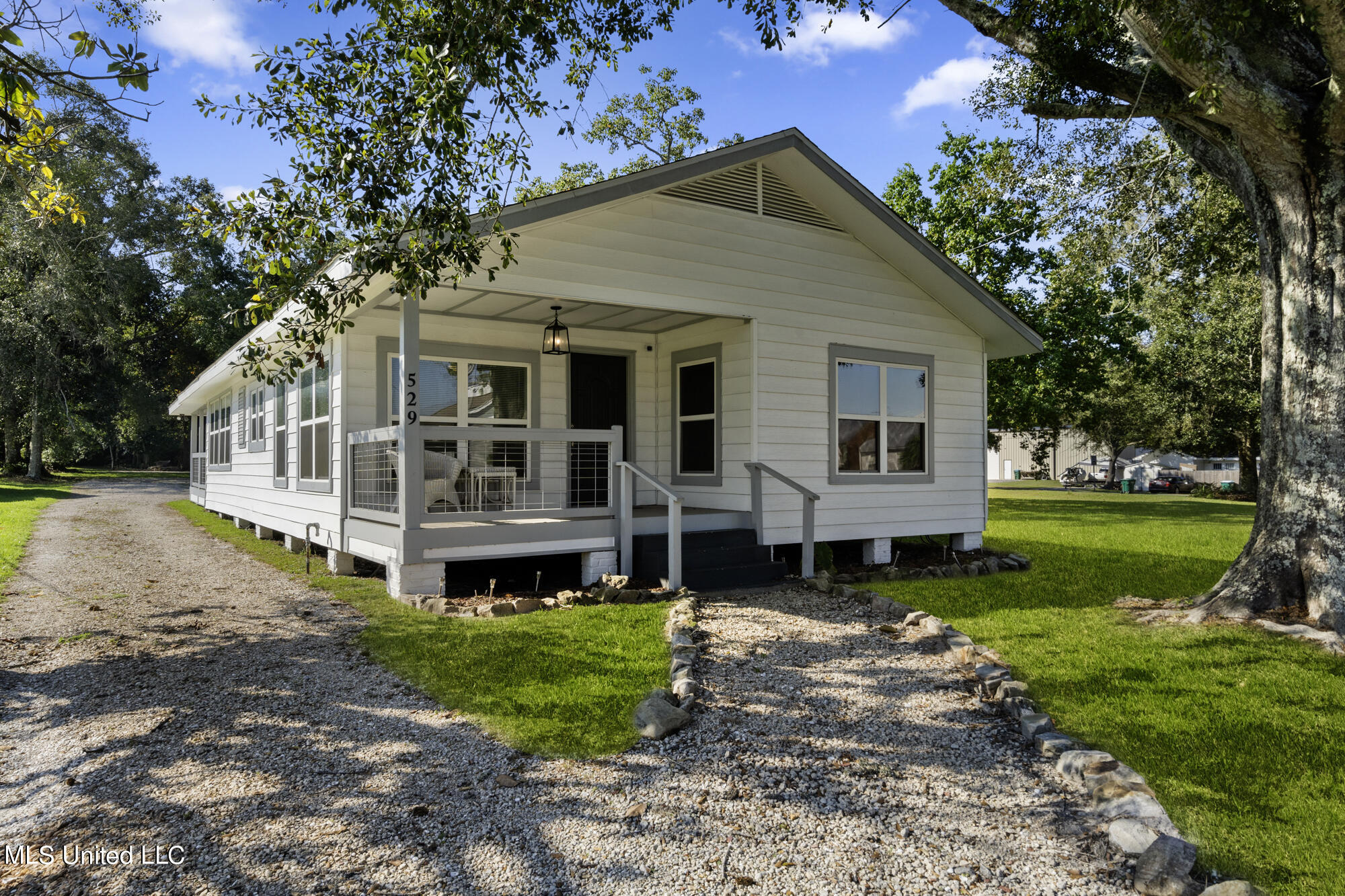 529 Commerce Street Property Photo 28