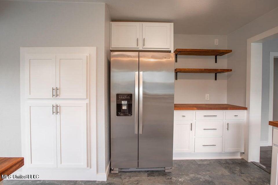 529 Commerce Street Property Photo 37
