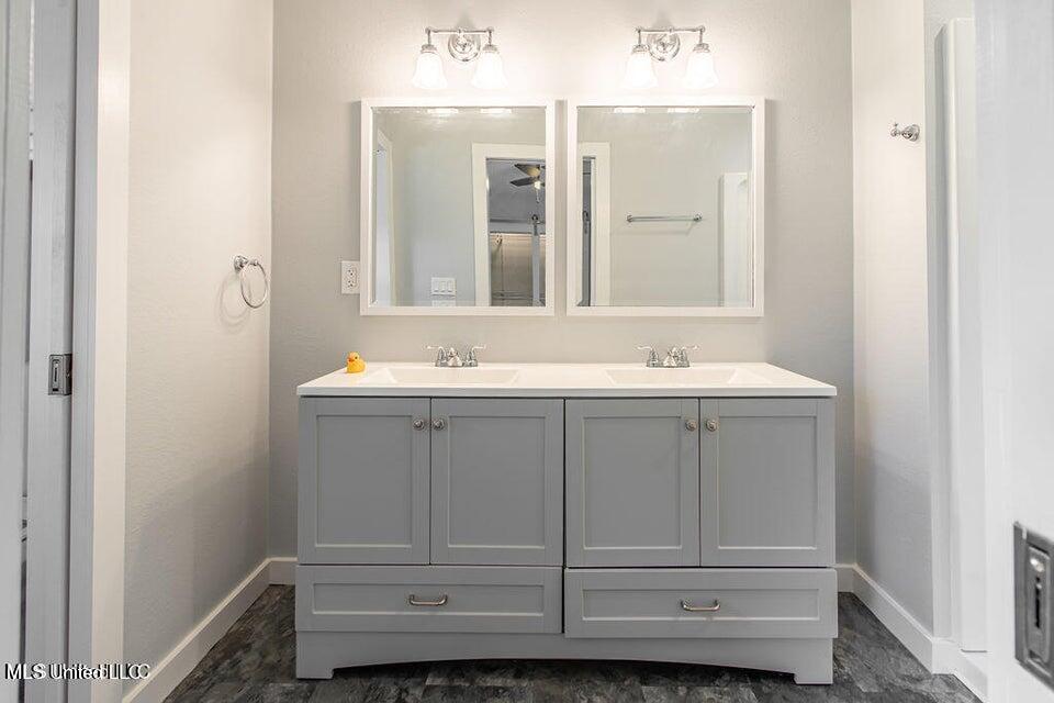 529 Commerce Street Property Photo 44