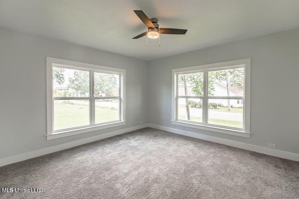 529 Commerce Street Property Photo 50