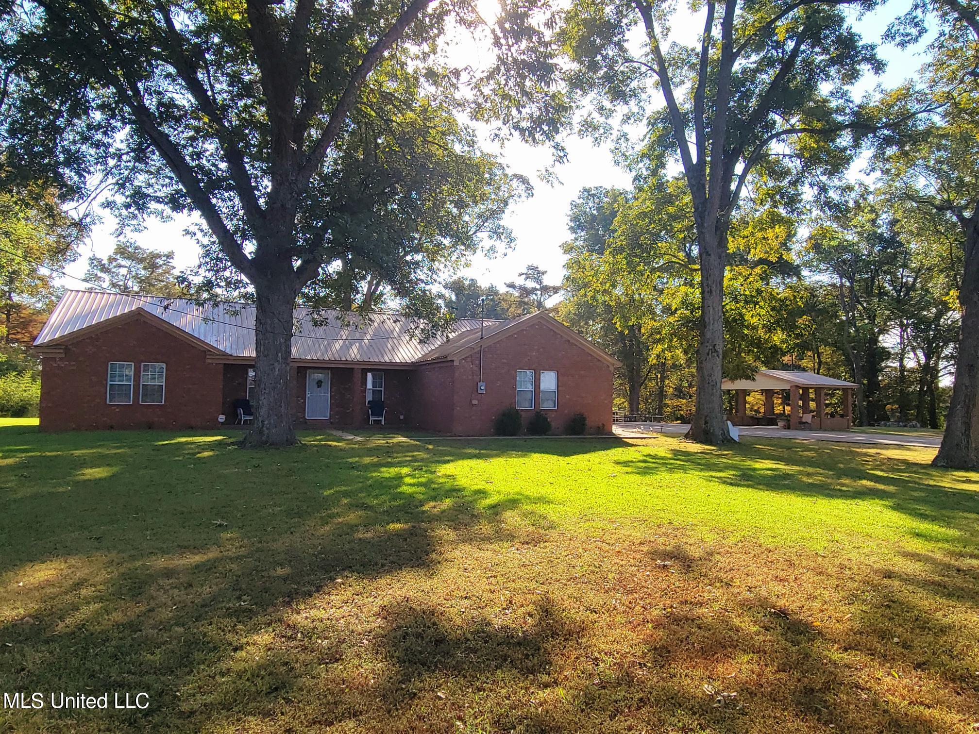 5675 Dubbs Road Property Photo 1