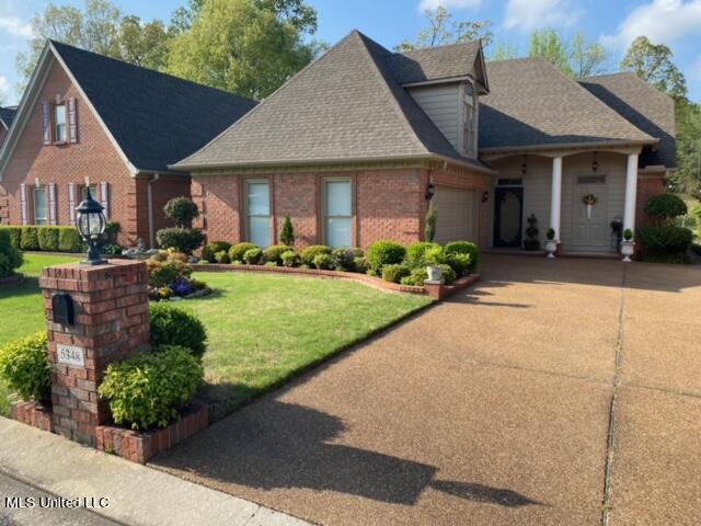 5348 Tournament Drive Property Photo 2