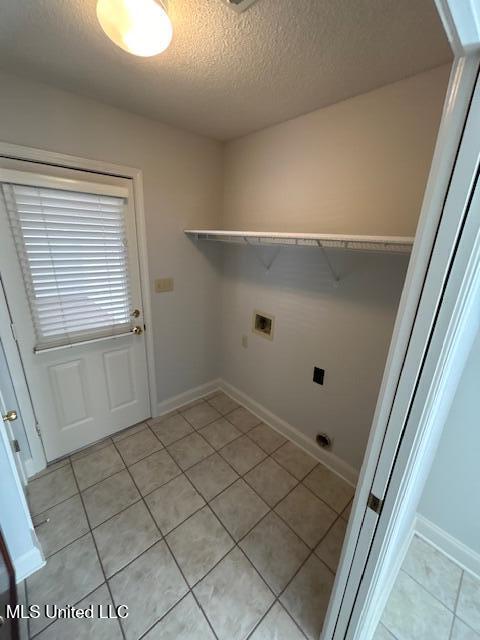 5348 Tournament Drive Property Photo 13