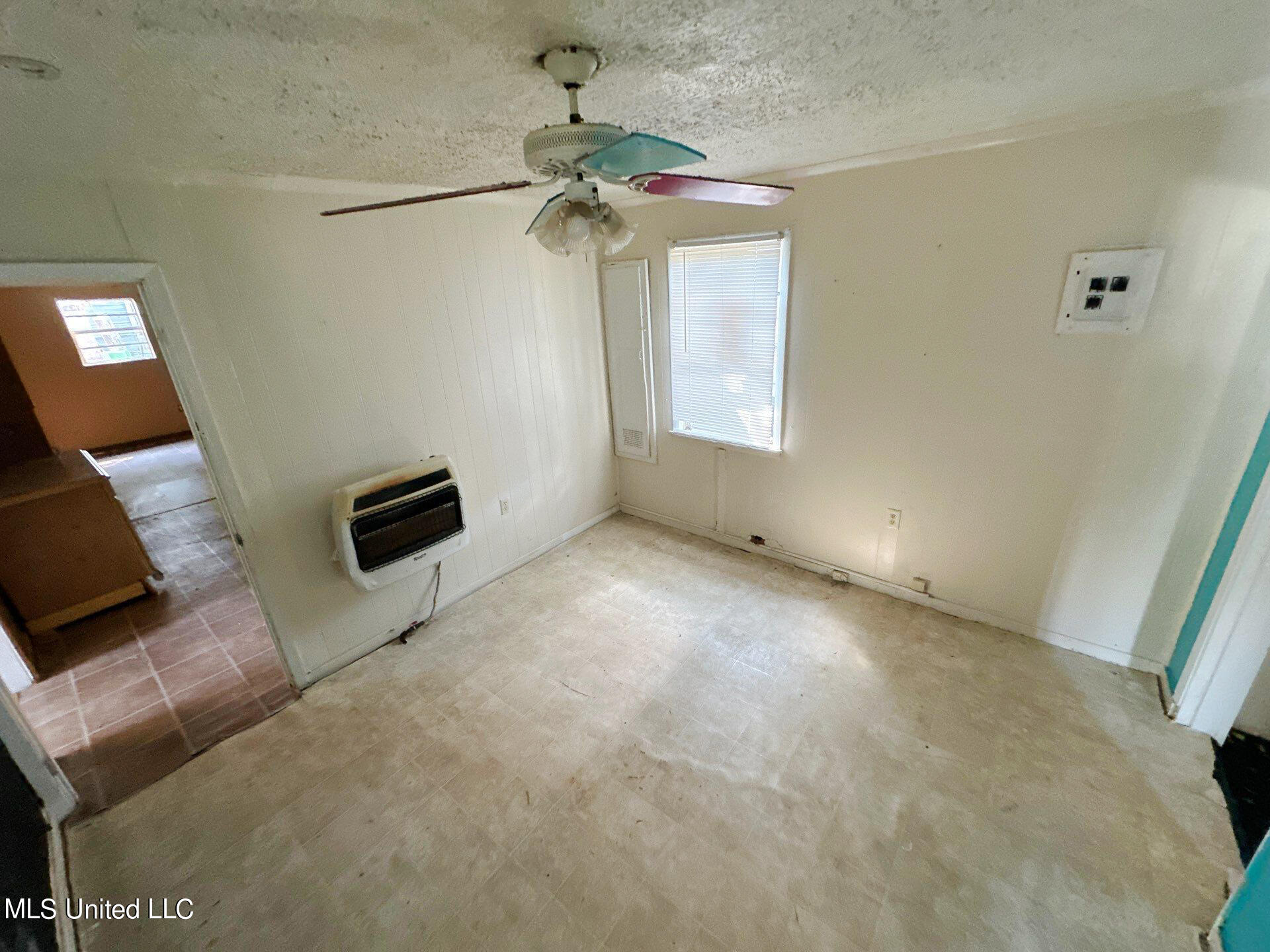 220 Pin Oak Drive Property Photo 14