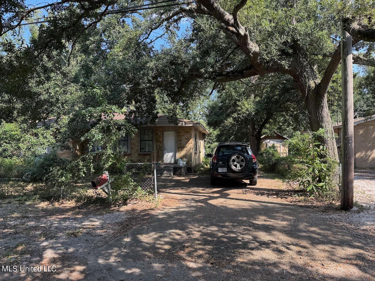 2020 41st Avenue Property Photo 1