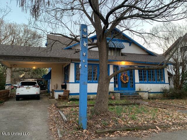 110 Catalpa Street Property Photo 3