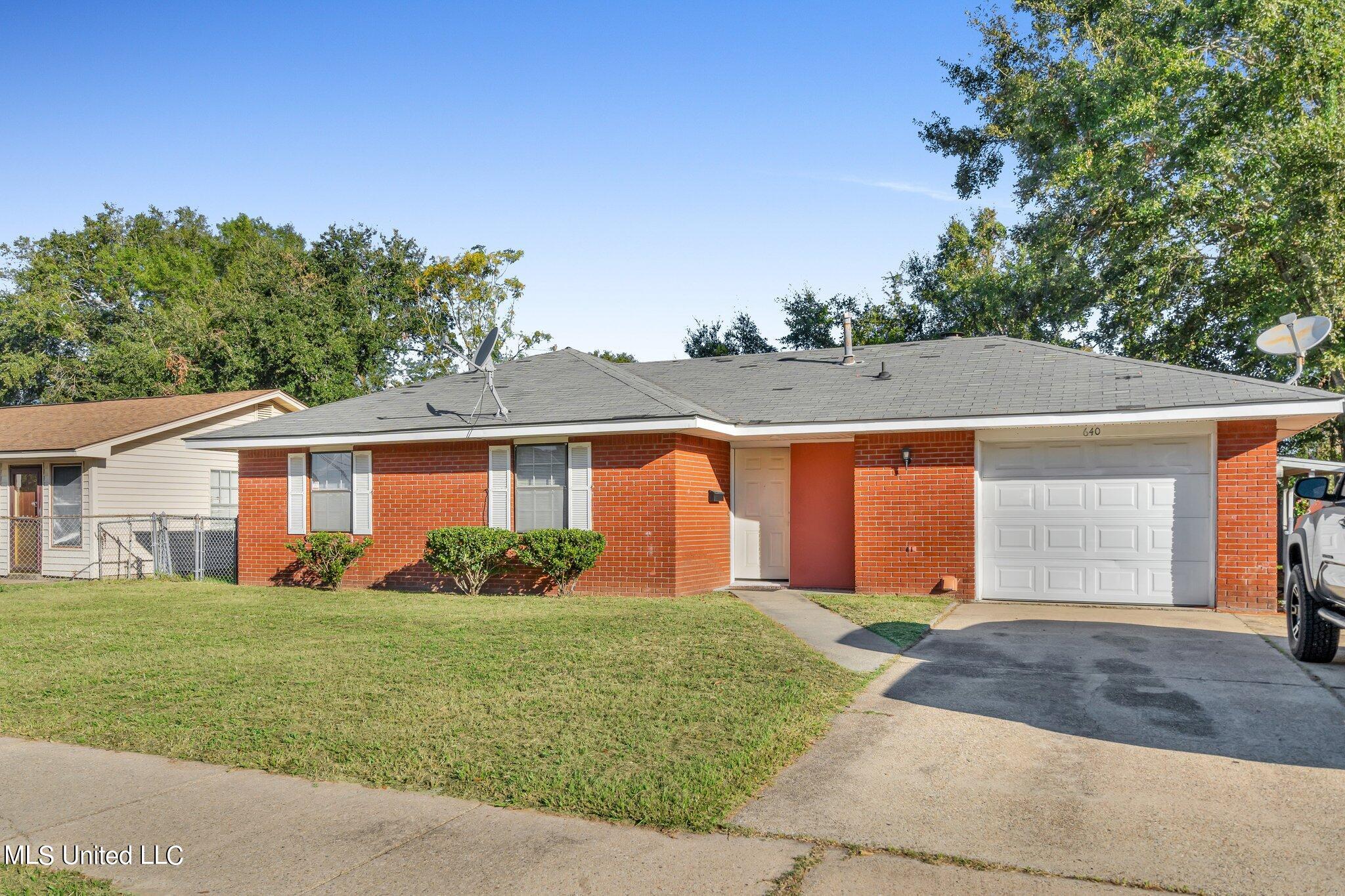 640 Peyton Drive Property Photo 1