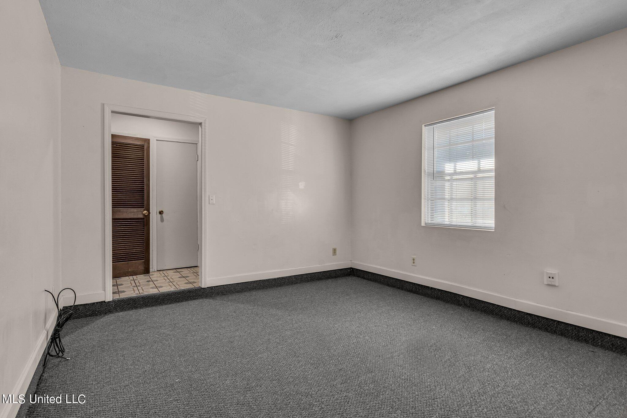 640 Peyton Drive Property Photo 5